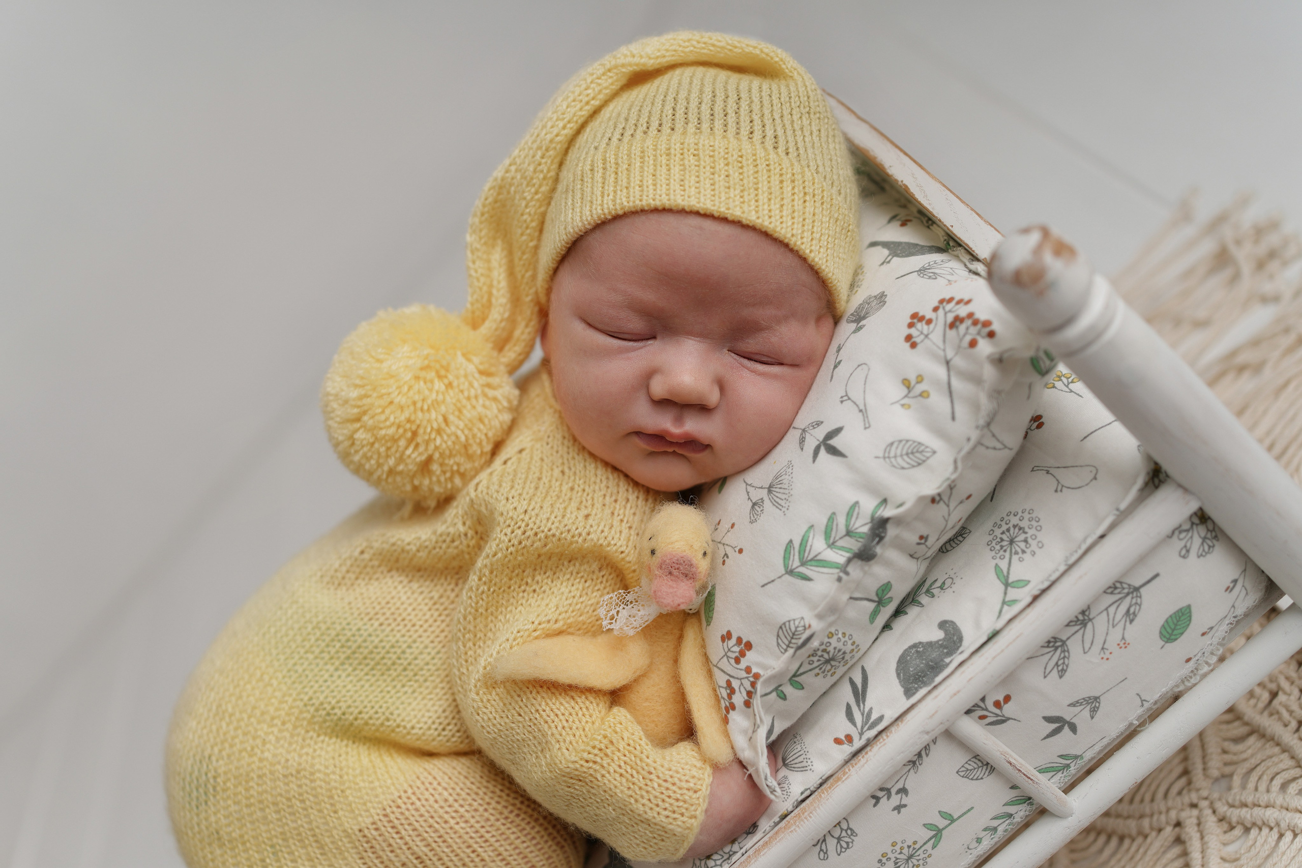 Новорождённые девочки. Детский фотограф и фотограф новорожденных в Калининград Оксана Иваний