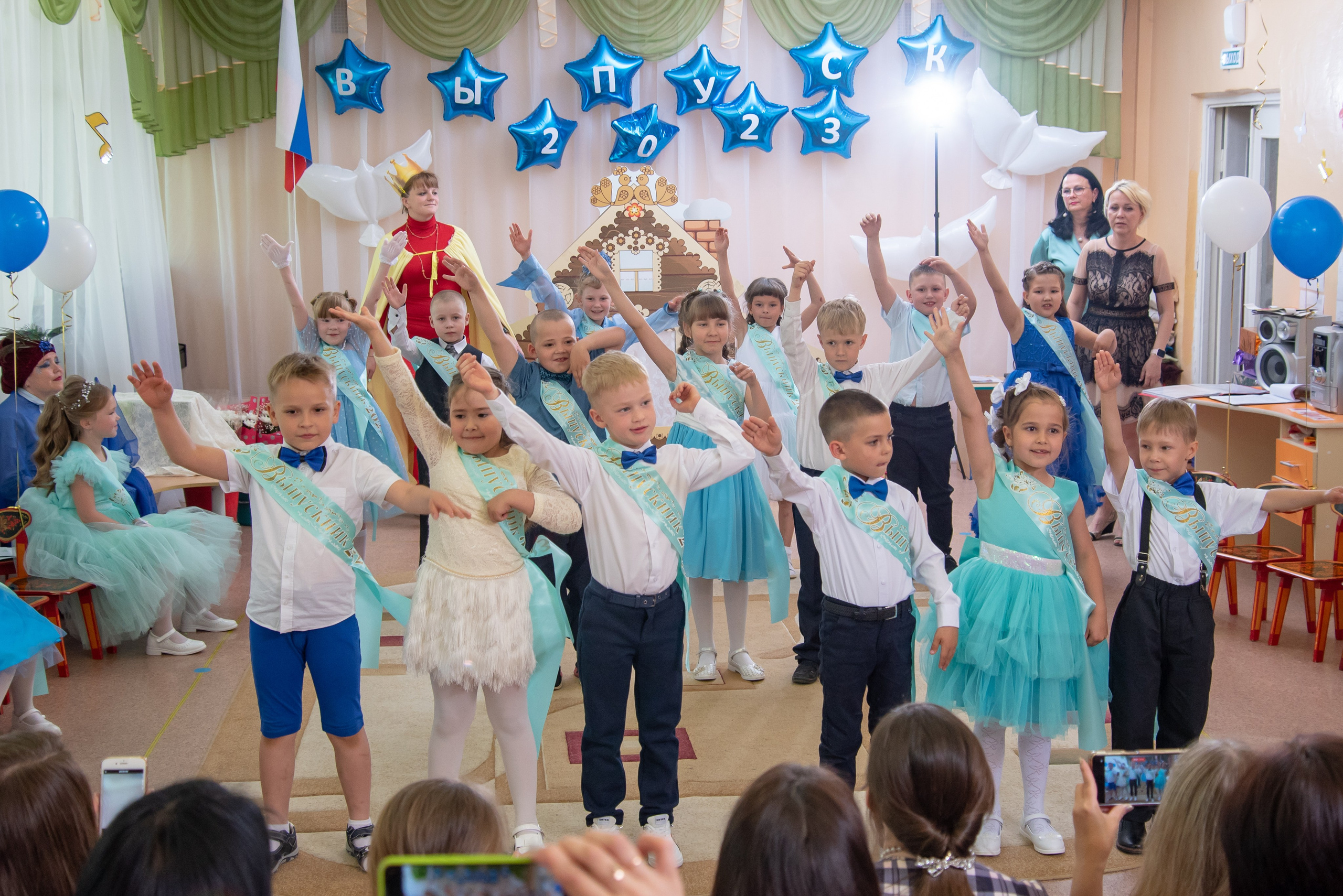 Выпускной. Фотограф Мальцева Евгения