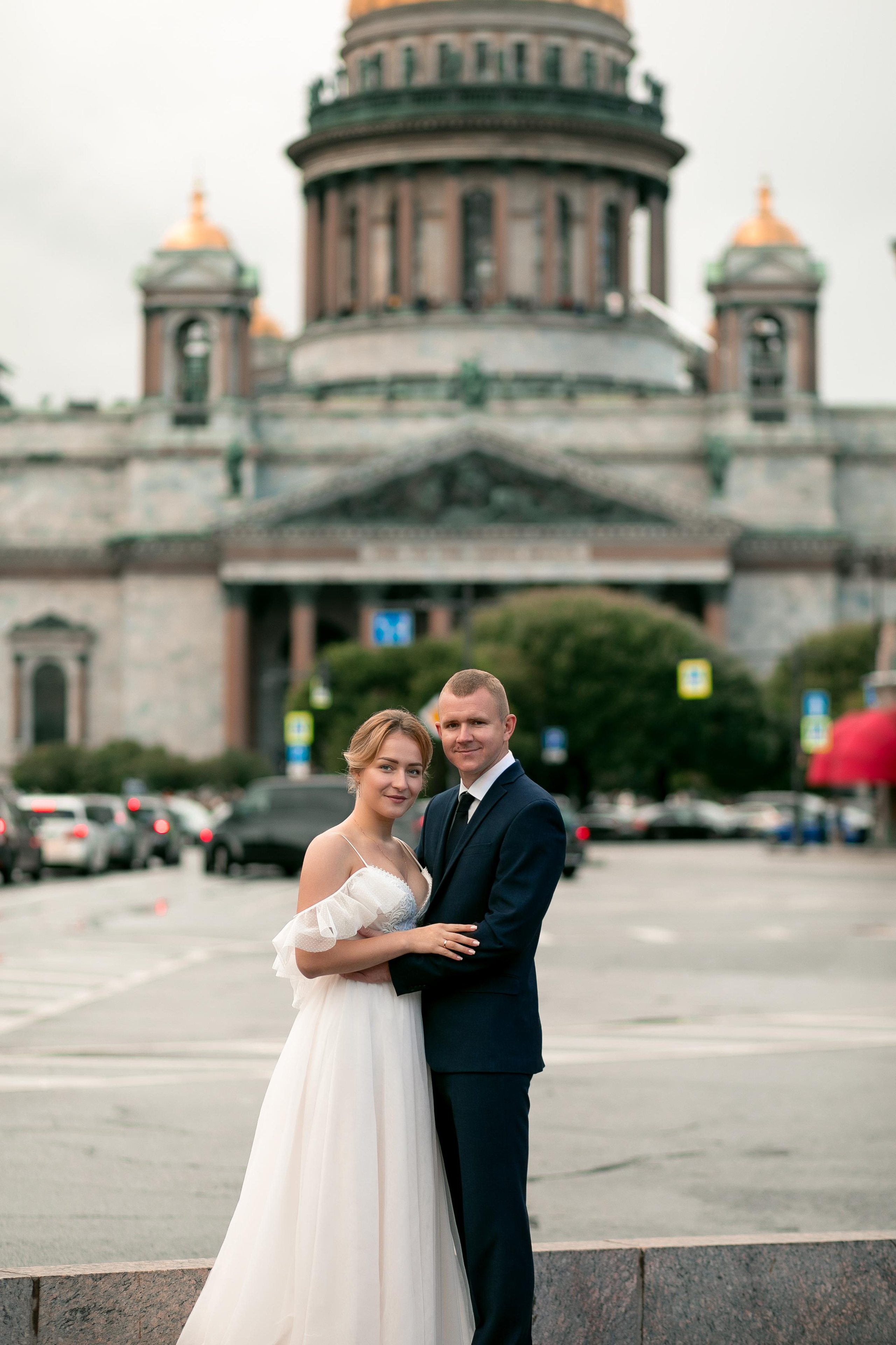 Свадебная осенняя фотосессия у Исаакия. Семейный и свадебный фотограф в Санкт-Петербурге Таша Семёнова