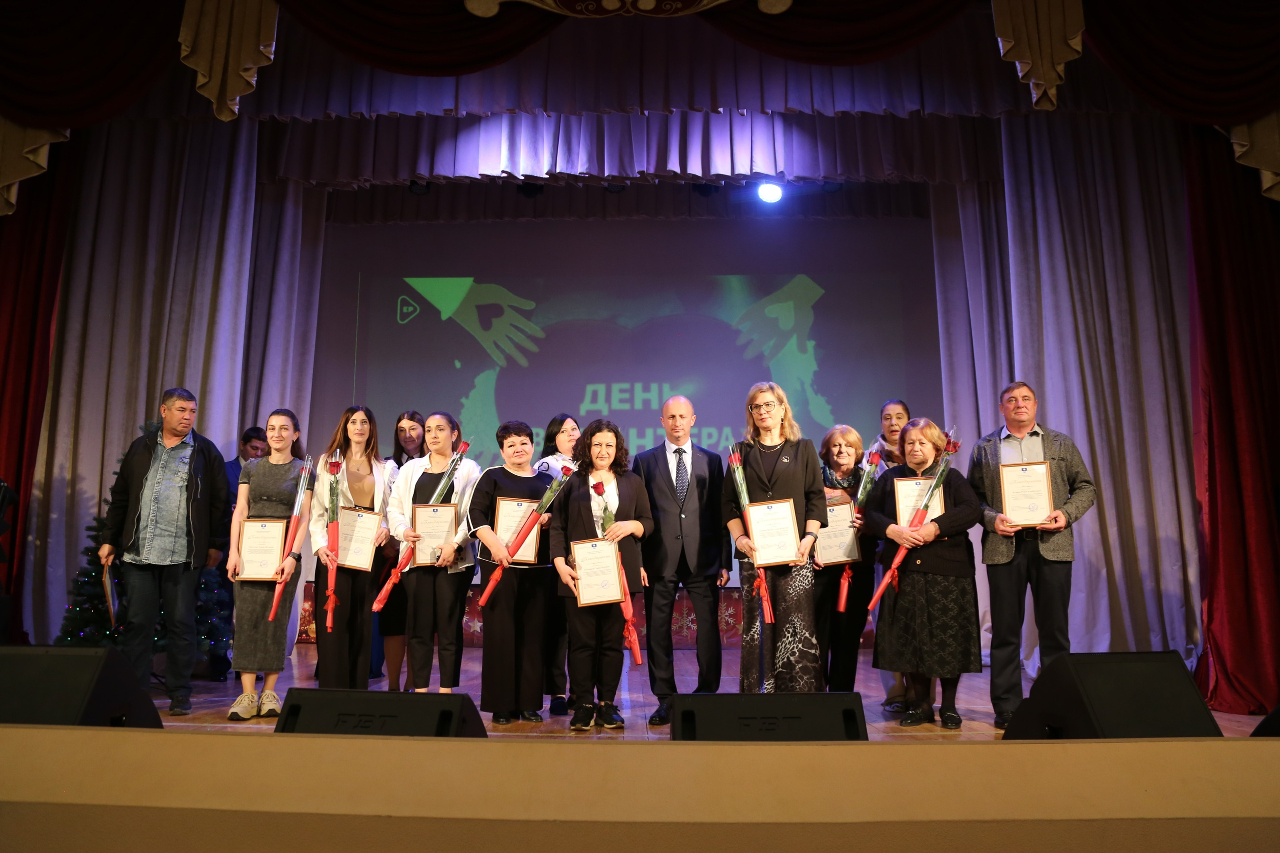 День Волонтёра. Жизнь курорта Кабардинка в фотографиях