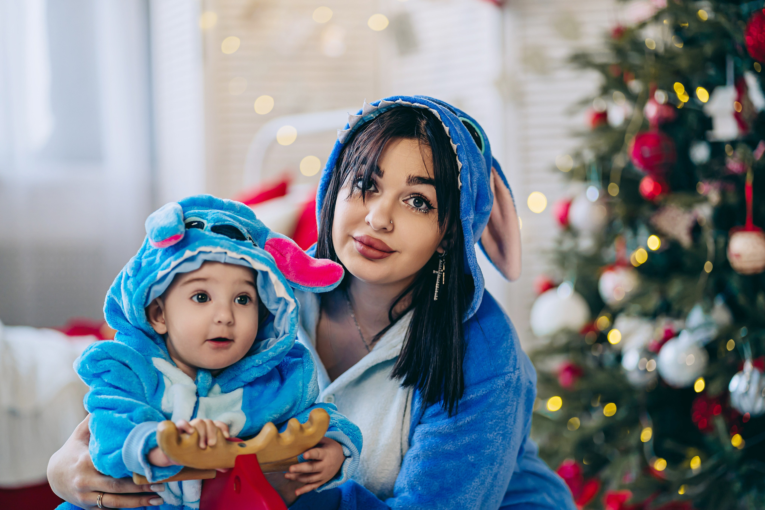 Семейная фотосессия в студии с ребенком