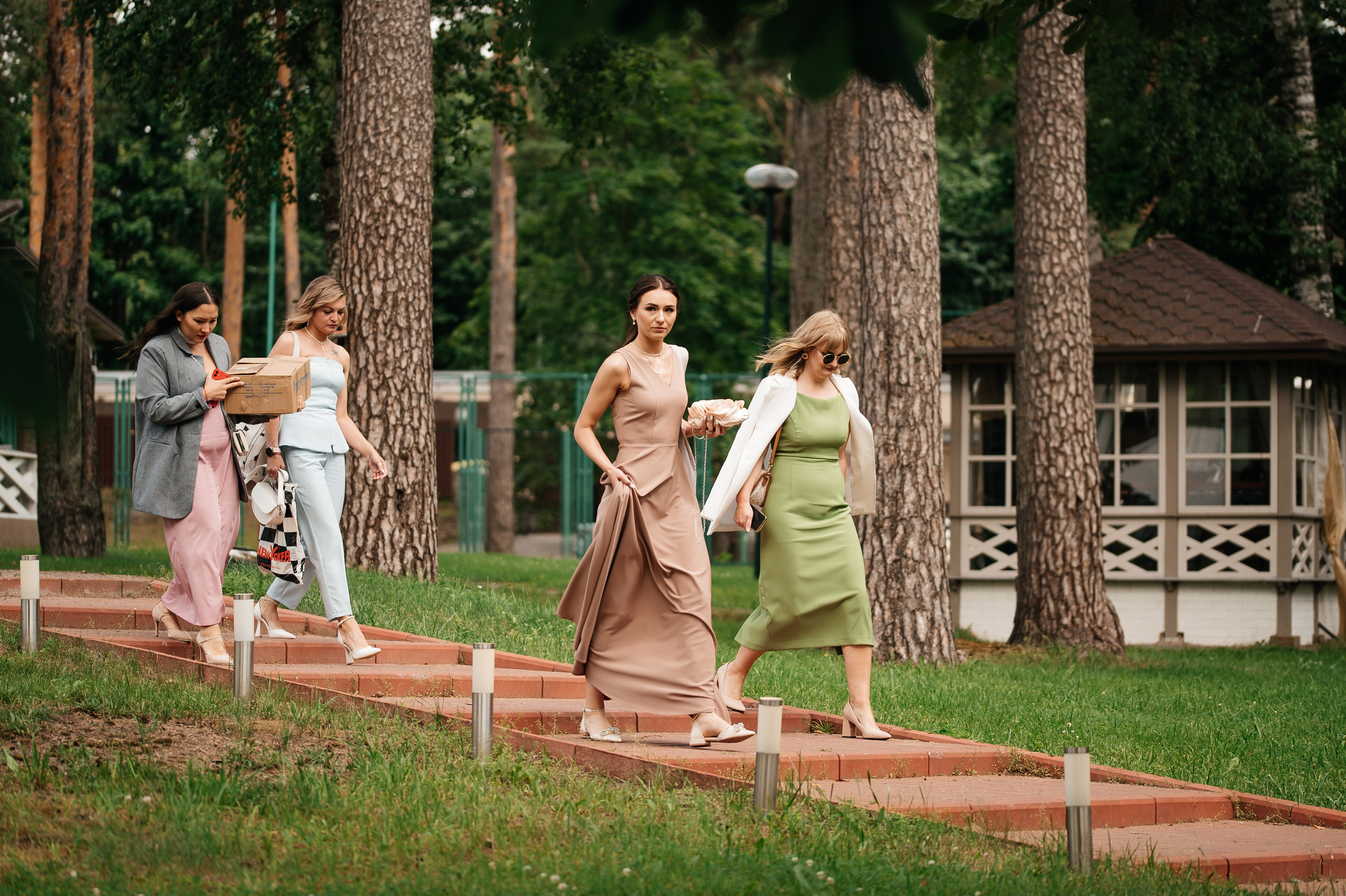 ANONS. Мария — Свадебный фотограф