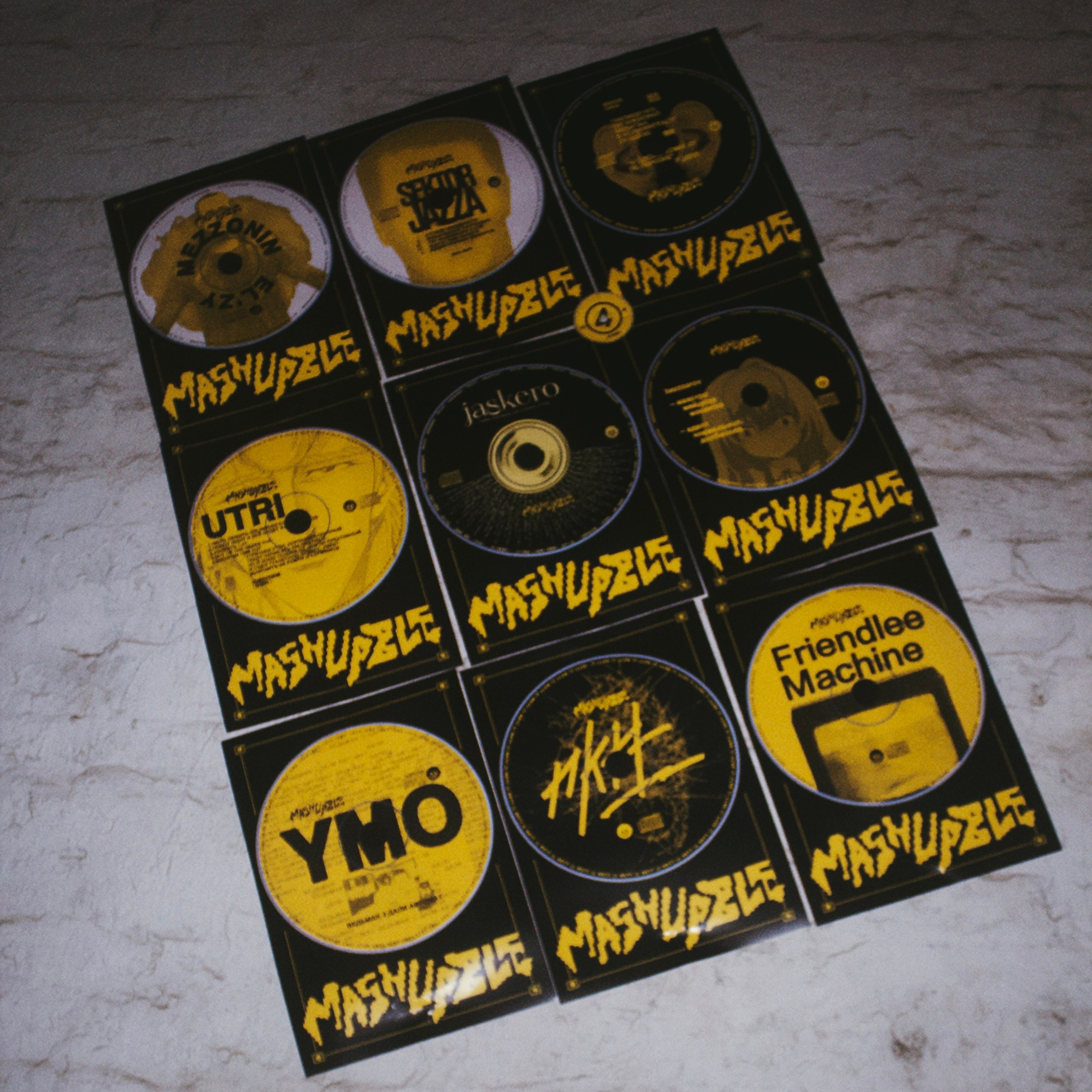 Съемка мерча MASHUPBLE. Концертный и портретный фотограф в Москве Соня Спросонья