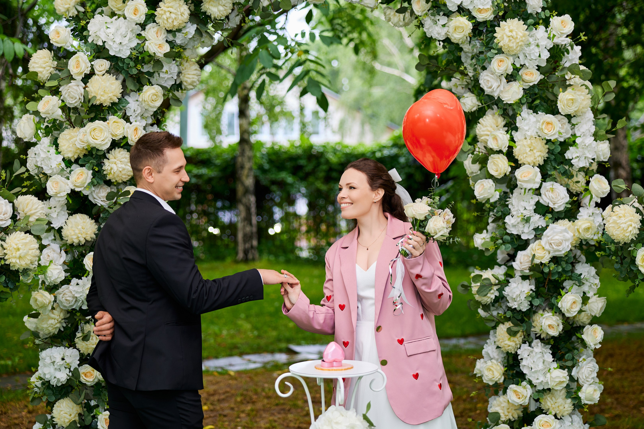 Свадебная фотосъёмка в гостинице Даниловская. Свадебный фотограф Сергей Колбинский