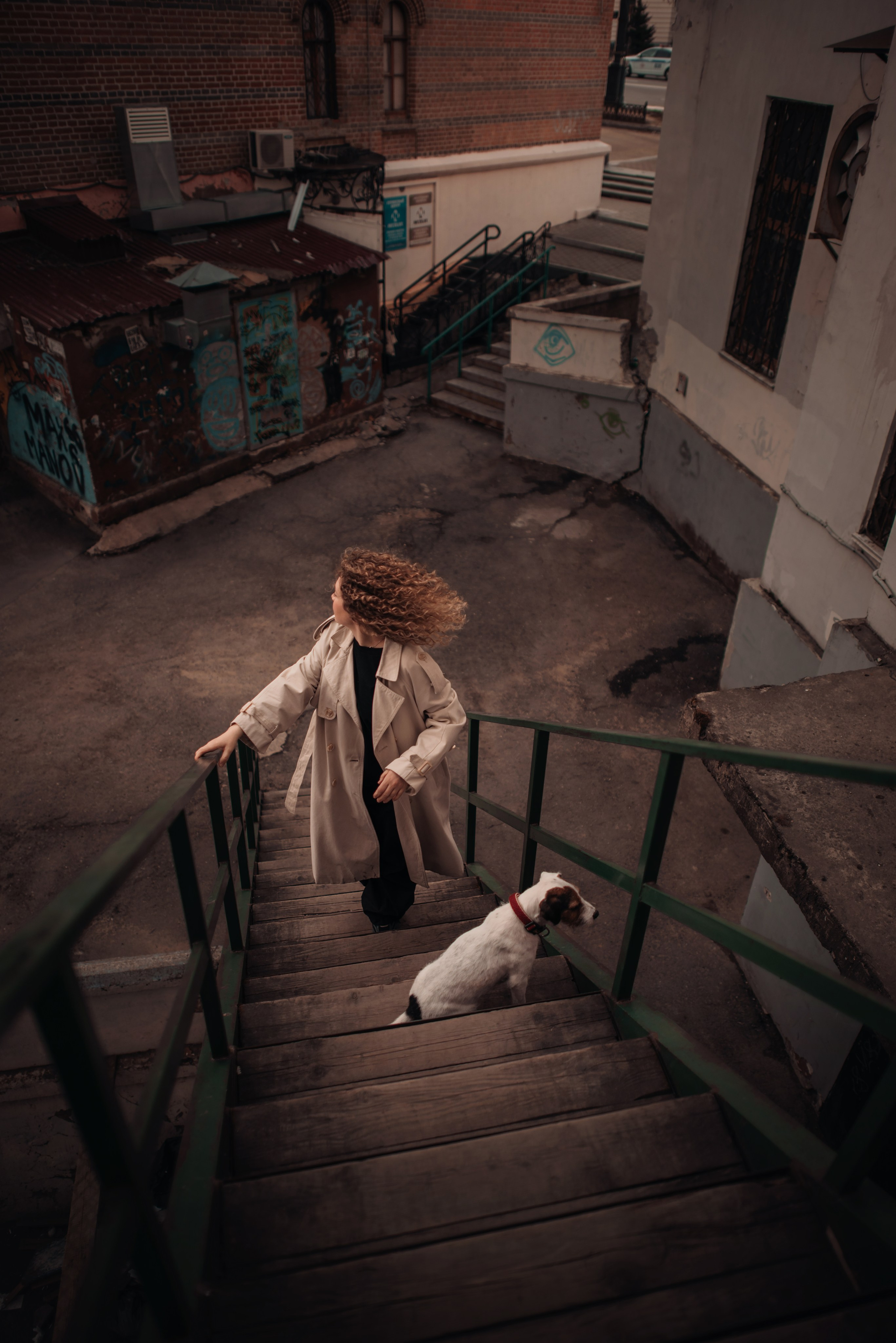 Рассвет в городе: Ира и парсон Гром. Портфолио