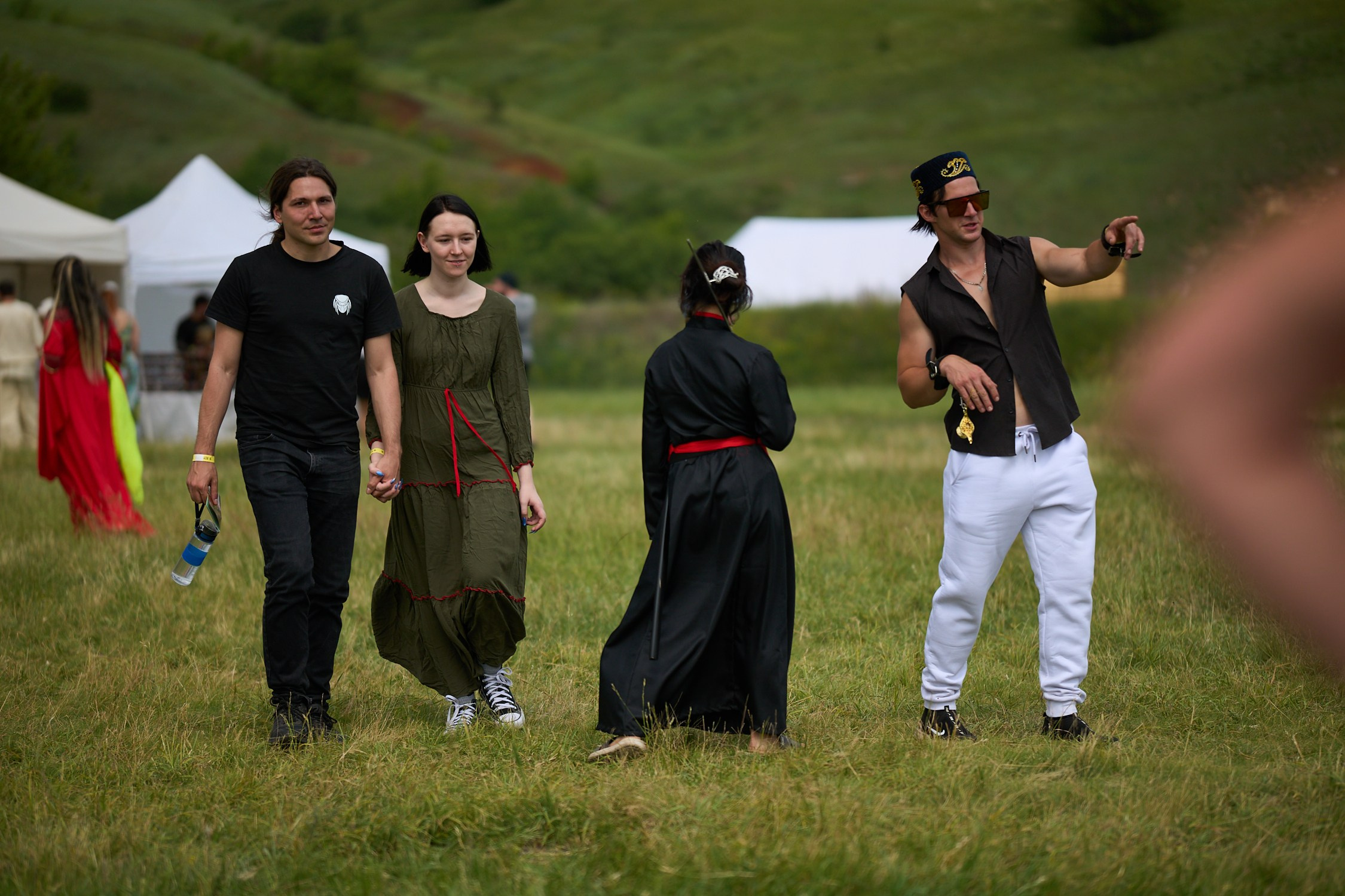 Столько экшена в одном кадре.