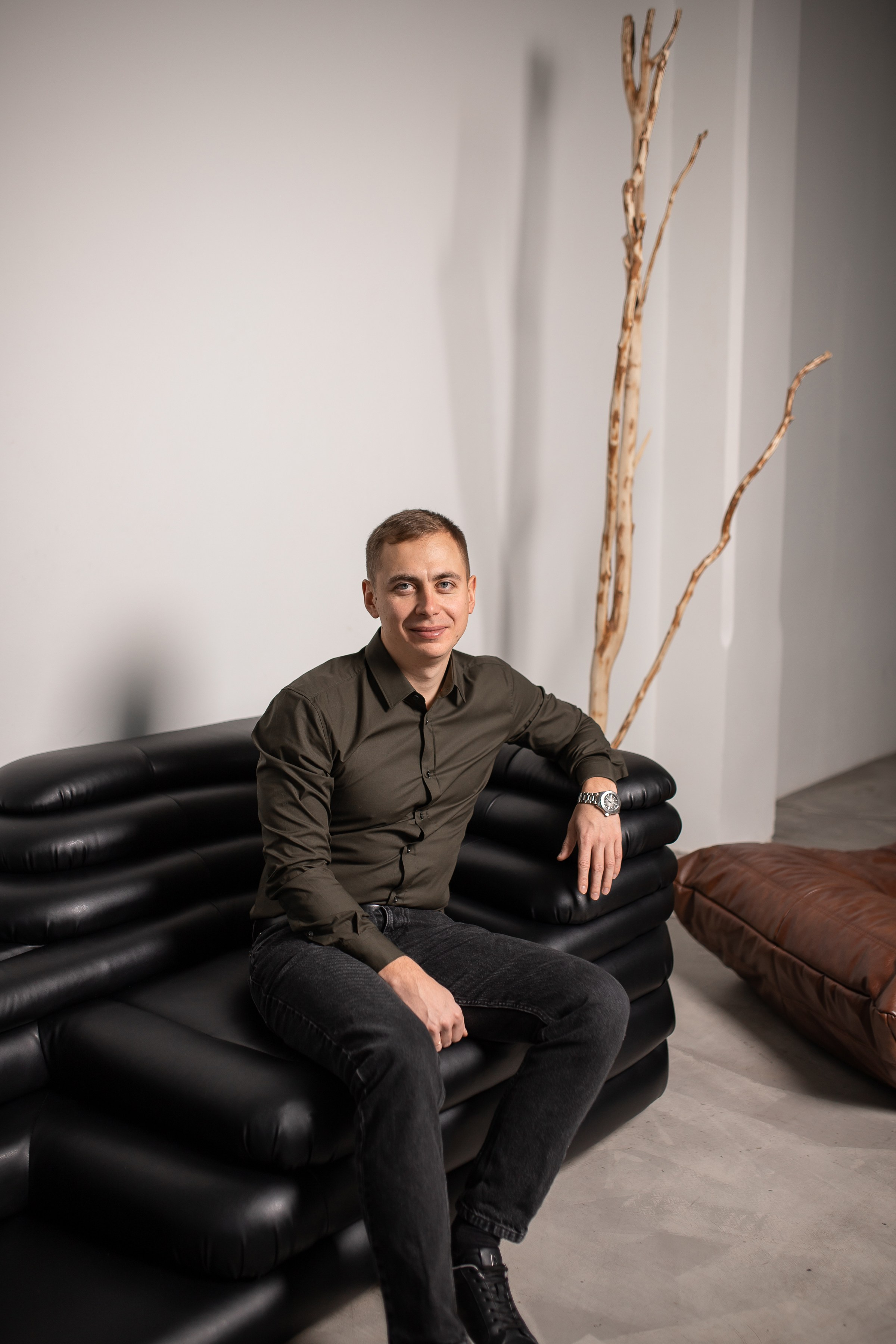 Ян строитель. Фотограф Санкт-Петербург Раднаева Юлия