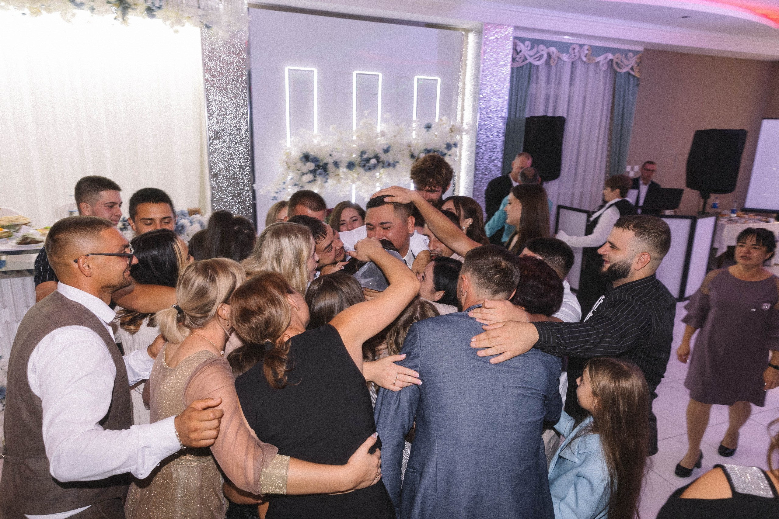 Ангелина и Энвер. Свадебный фотограф Мироманов Николай в Крыму