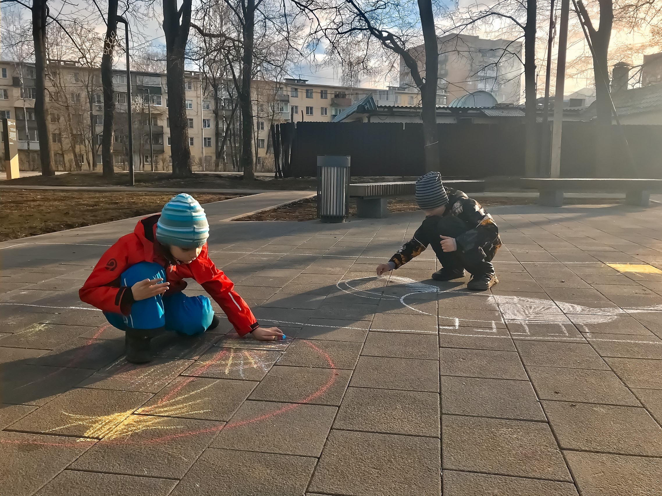 Пусть всегда будет Мир. Аmat Victoria Сuram