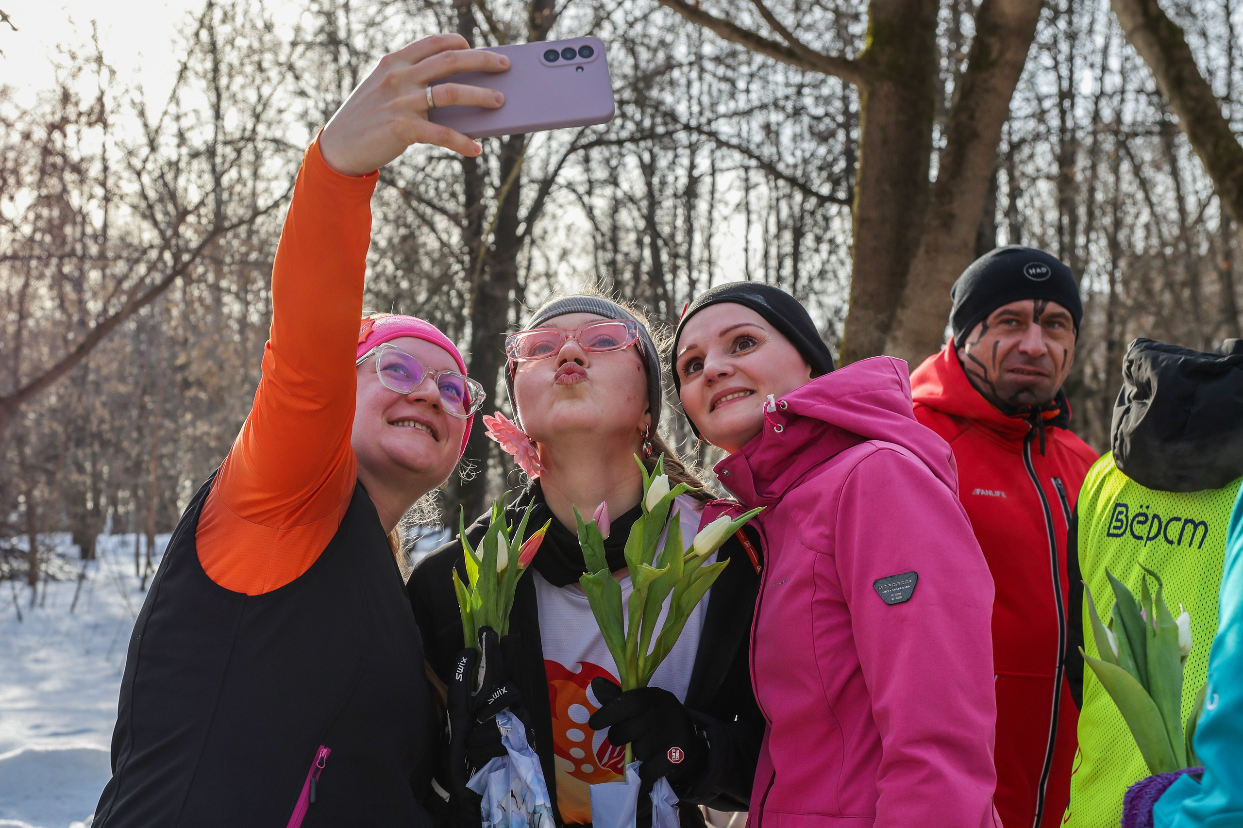 Тушиноги умеют поздравлять — 07.03.26. Фотограф Сергей Ловкий