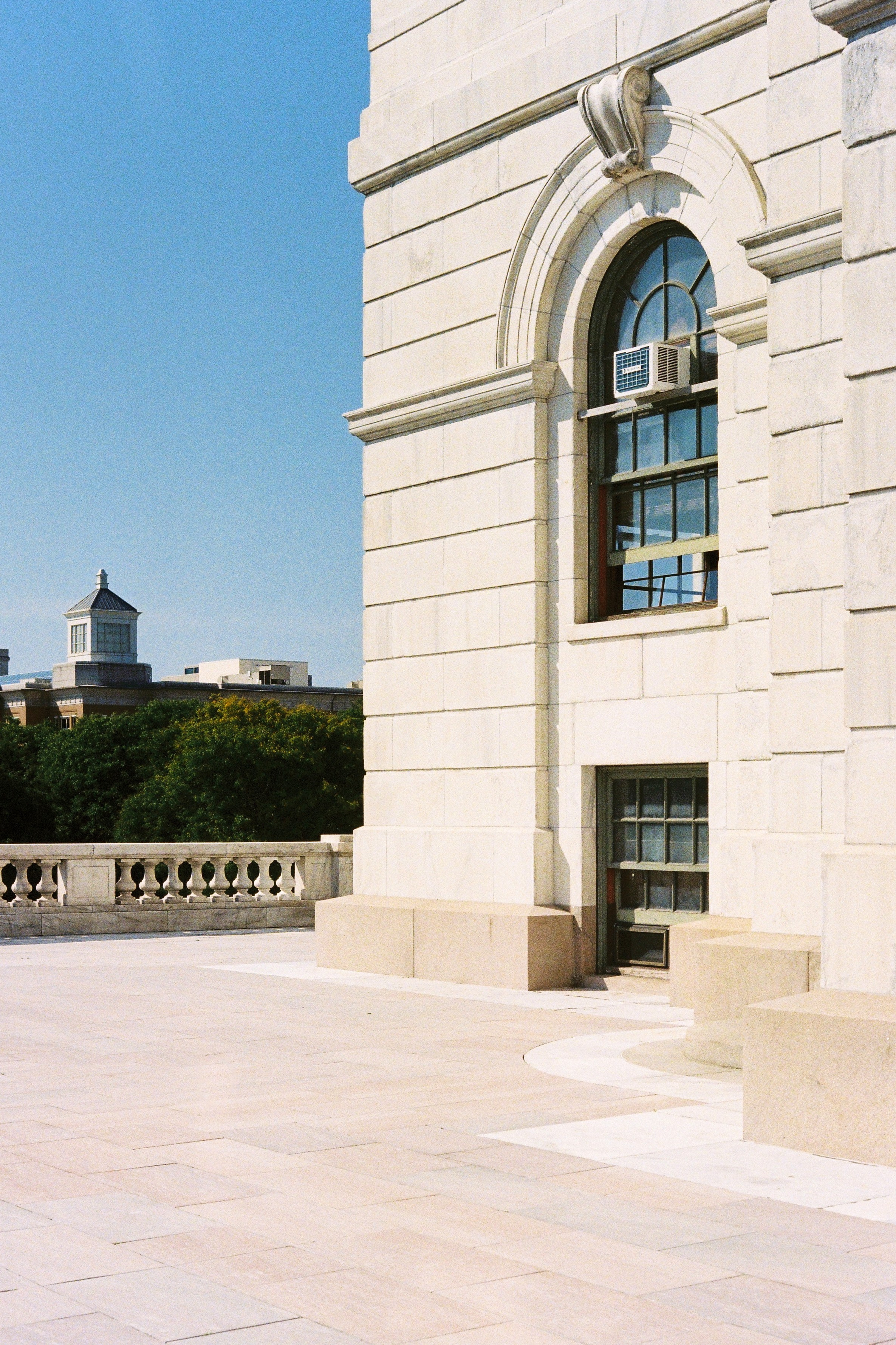 городской пейзаж. архитектура. минимализм