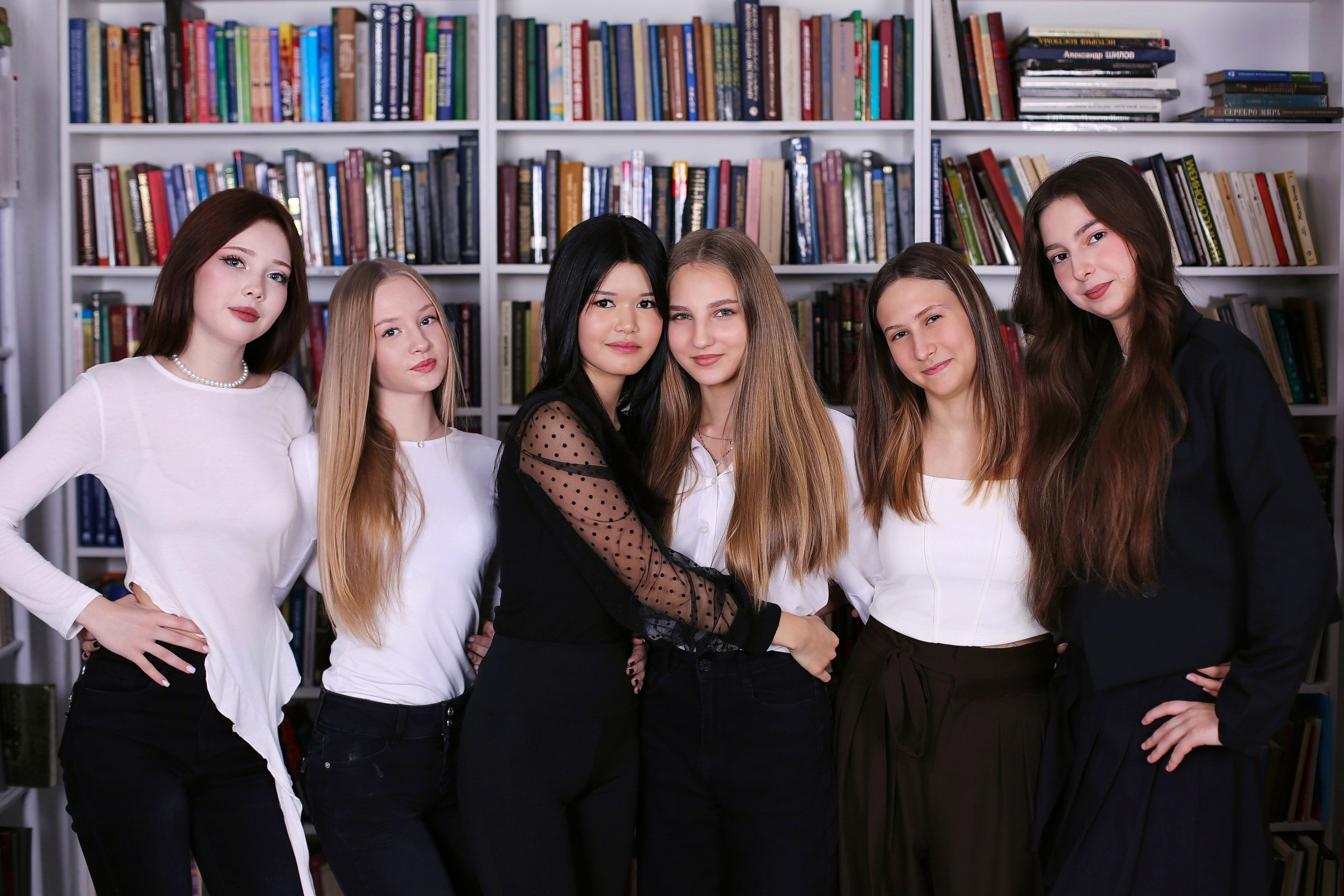 Выпускной альбом «Модерн». Студия Силуэт