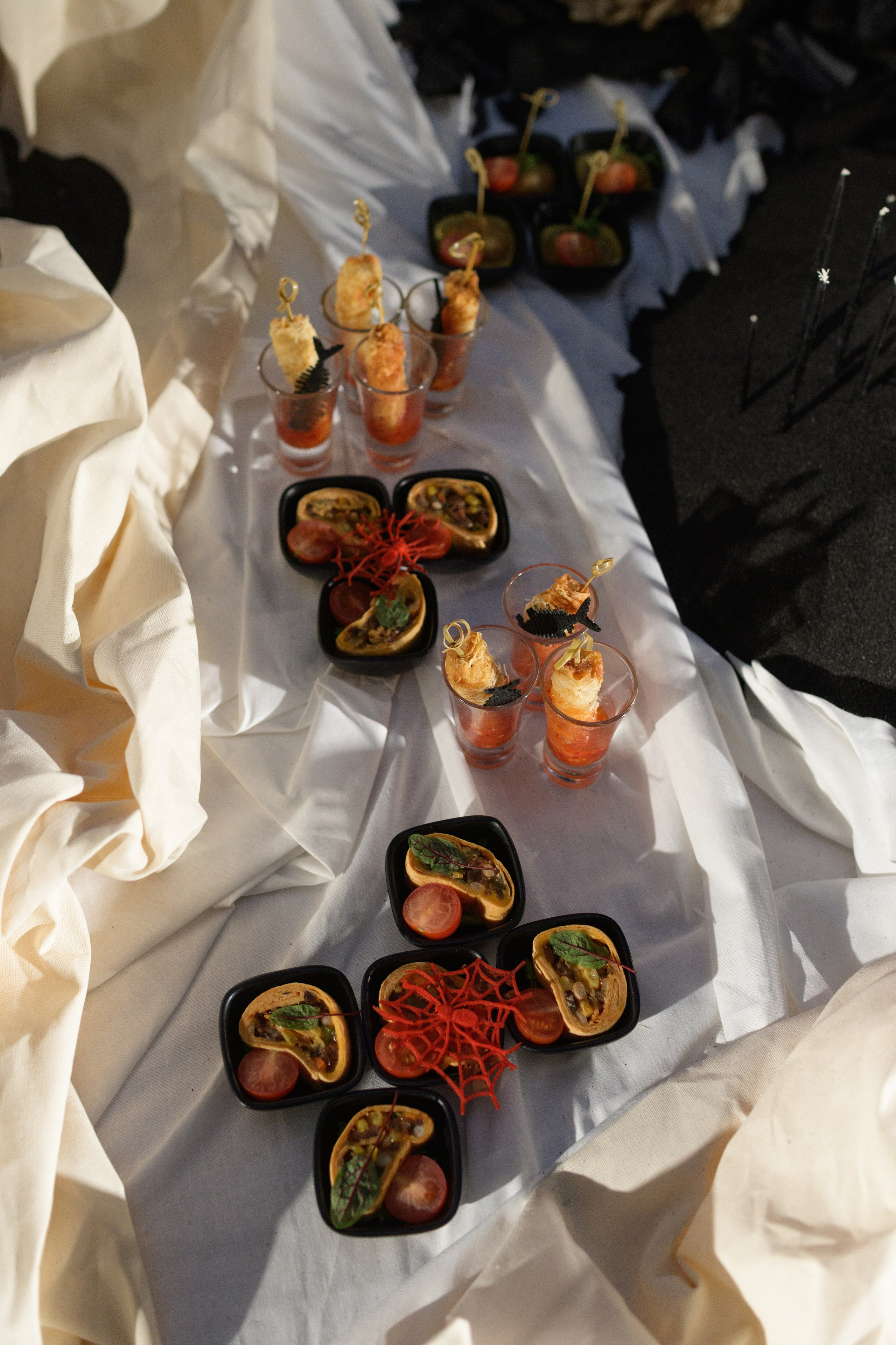 Decor by Favorite catering. Свадебный фотограф в Минске