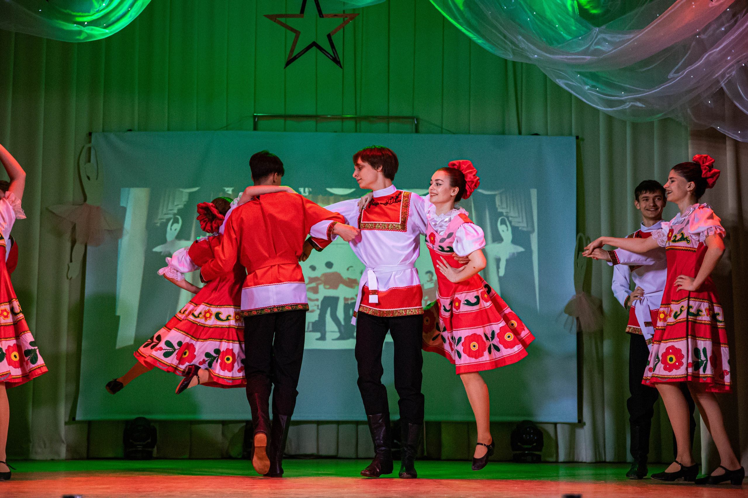 «Конфетти» Юбилейный концерт «Твори Добро». Фотограф Дарья Маташкова