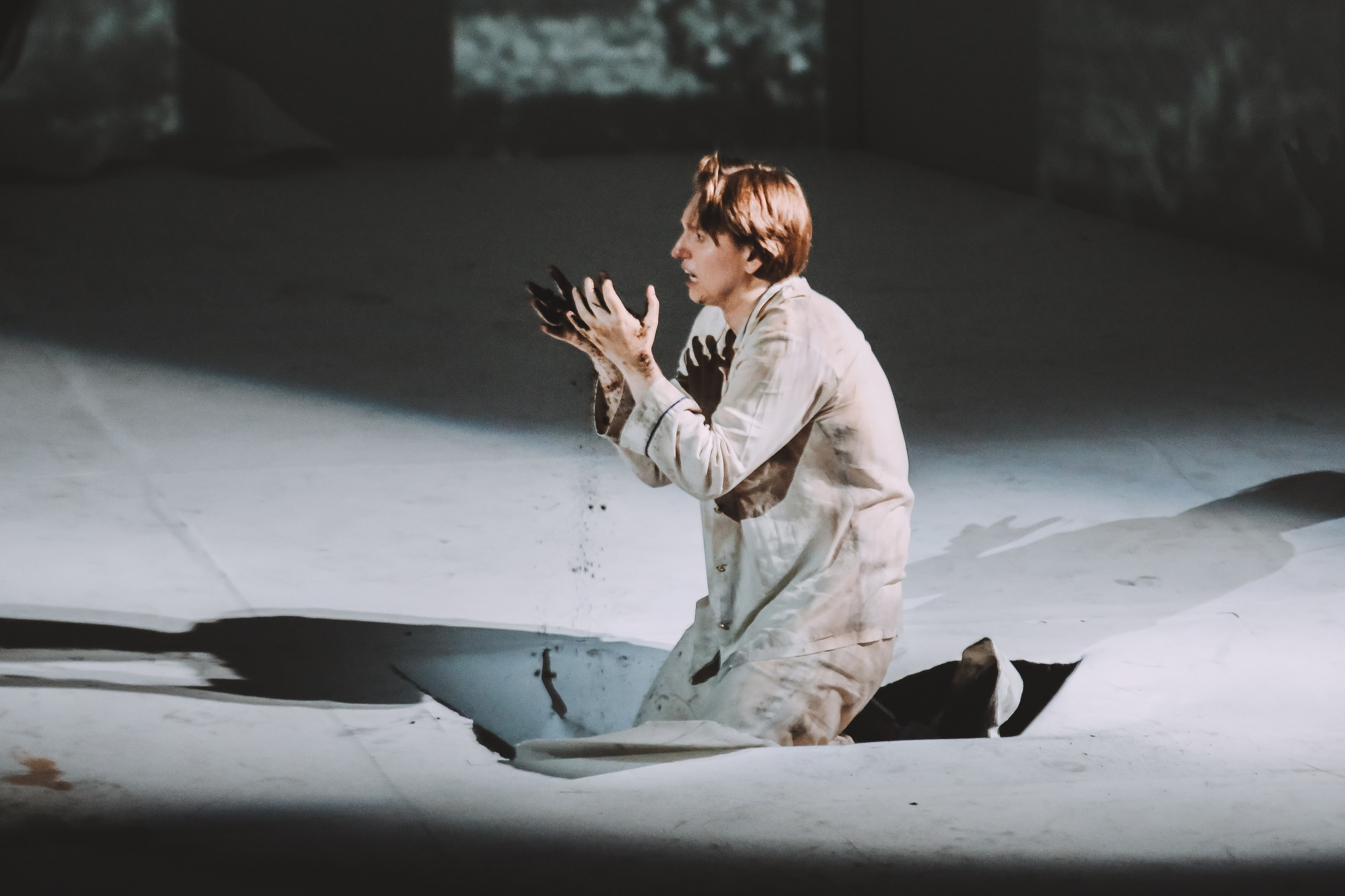 Герой инстаграмного времени: «Похождения повесы» Стравинского в МАМТе. Дарья Письменюк / Darya Leitstern — фотограф, музыкант, журналист, путешественник