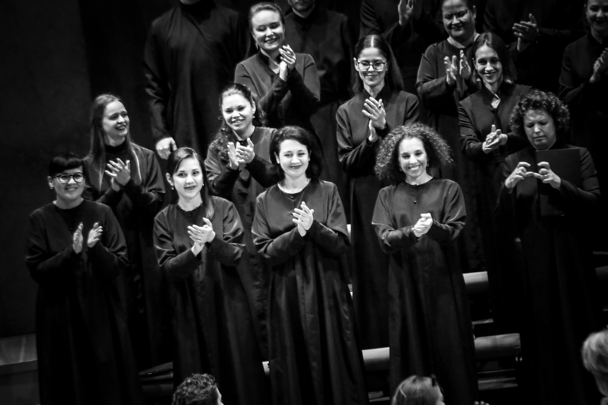 Теодор Курентзис исполнил вердиевский Реквием с берлинскими филармониками. Дарья Письменюк / Darya Leitstern — фотограф, музыкант, журналист, путешественник