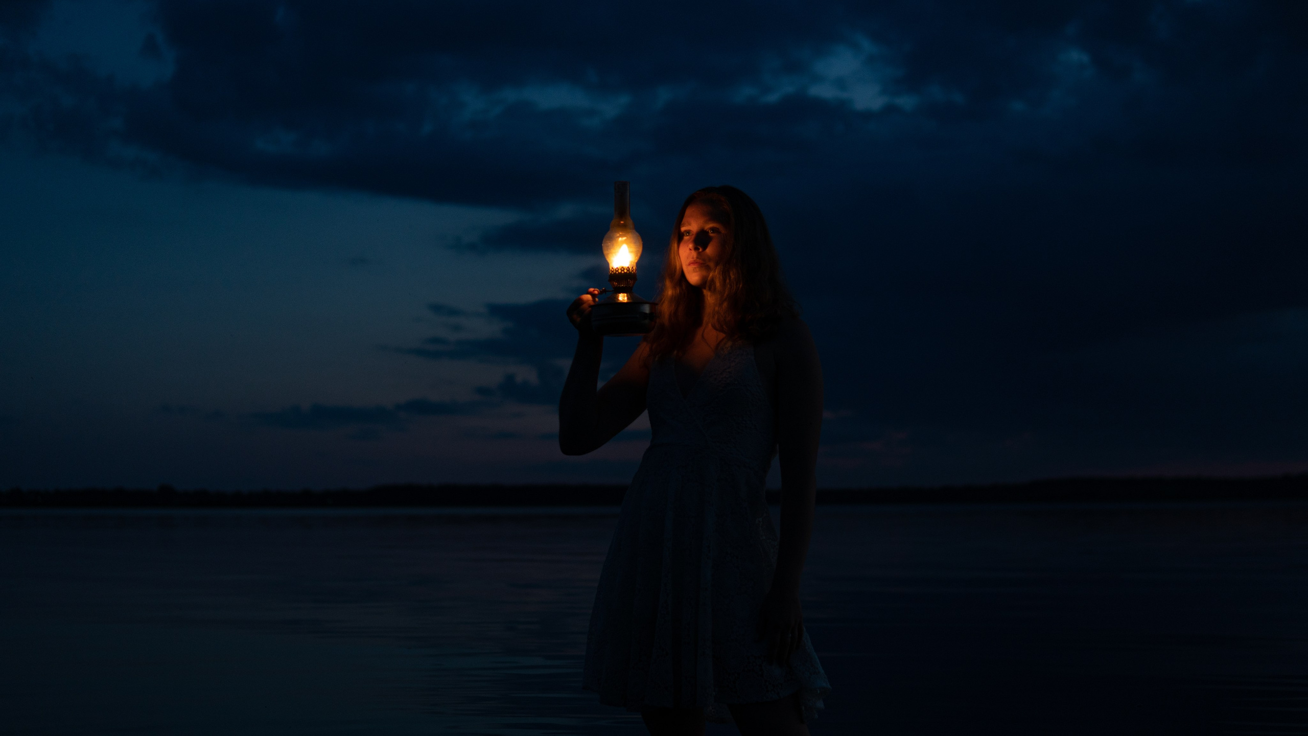 У реки. Творческий и репортажный фотограф в Москве Клим Долгов