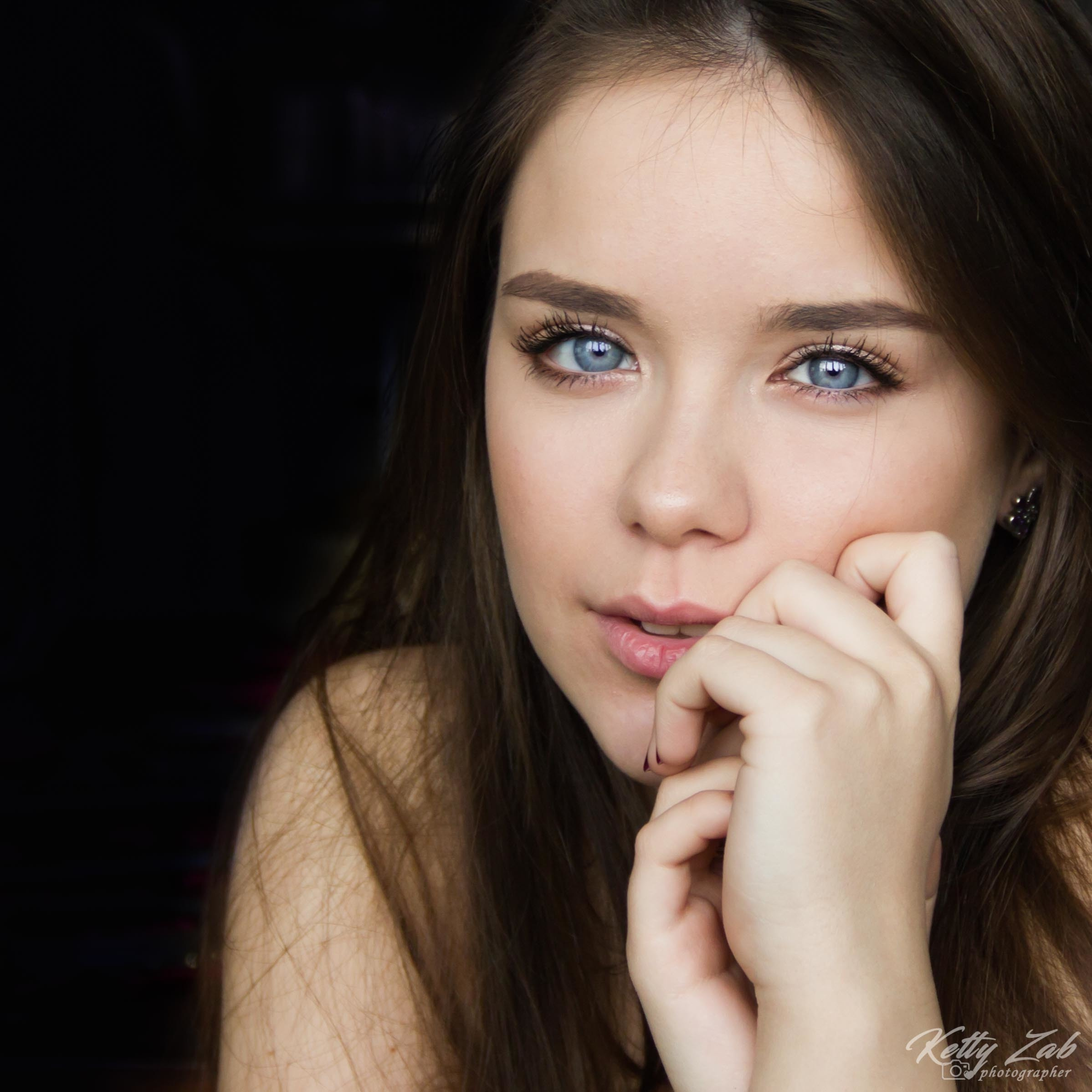 Портретная фотосессия, студийные съемки Екатеринбург от Ketty Zabelina. ТОПовый фотограф новорожденных newborn и беременности, Екатеринбург