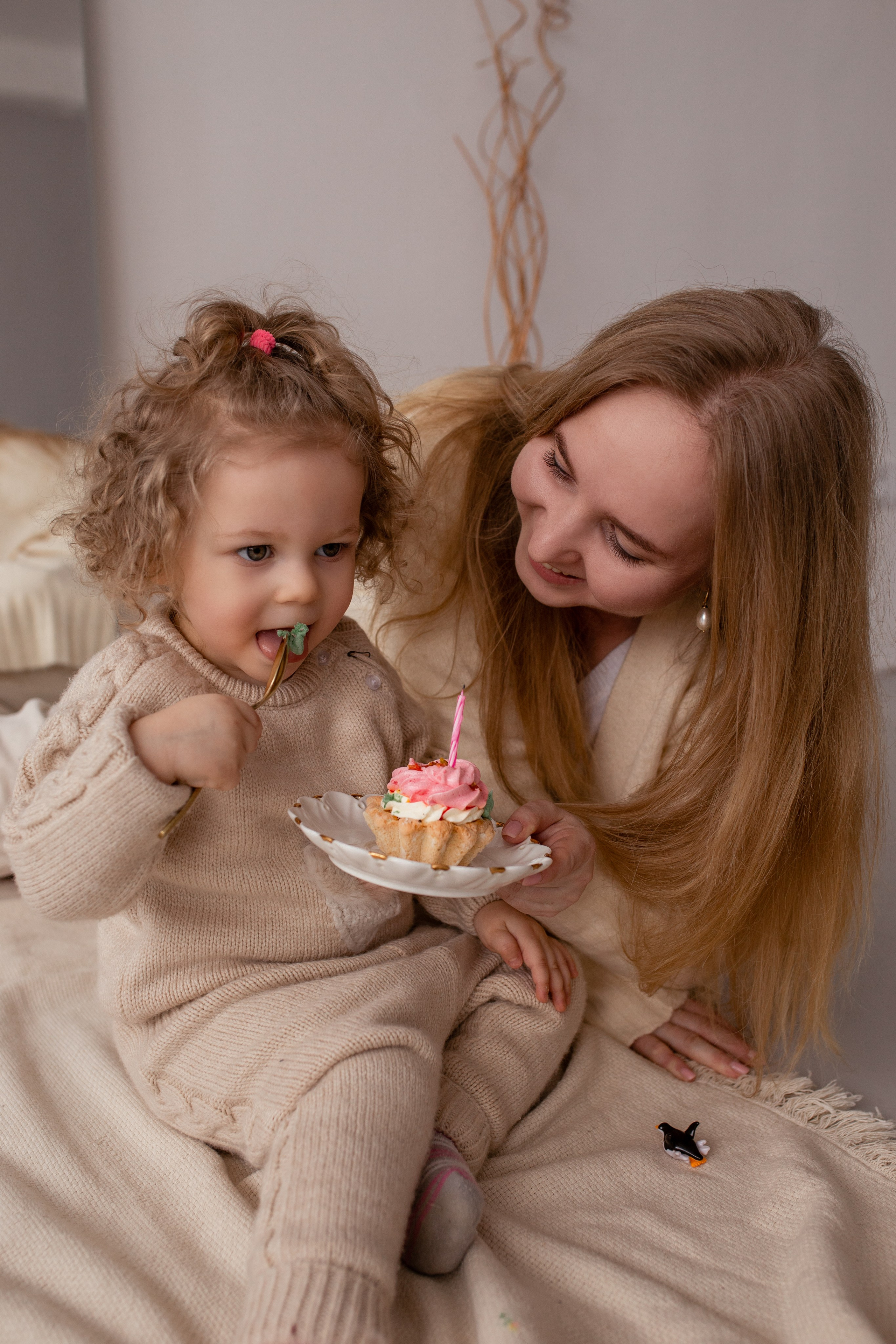 Настя и Ева