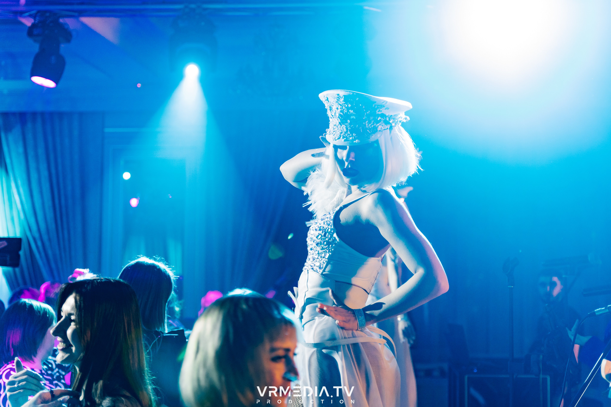 Международный женский день в ресторане «Лазурный берег»