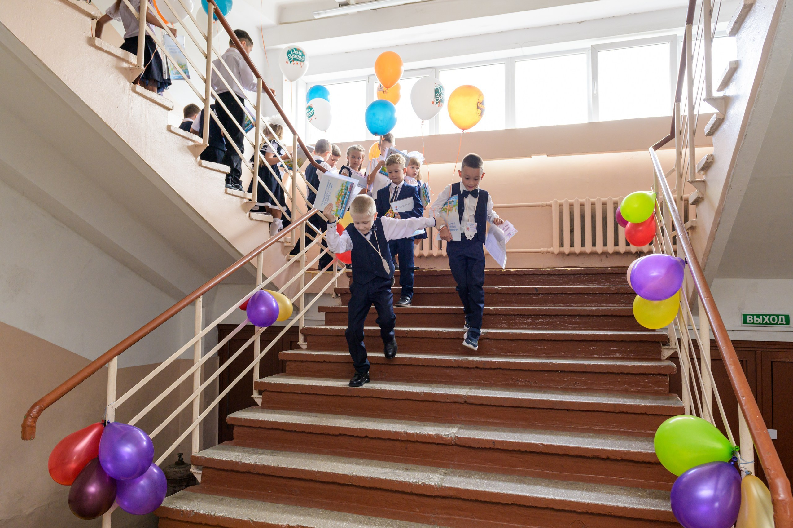 1 сентября 74 школа. Семейный и свадебный фотограф во Владивостоке