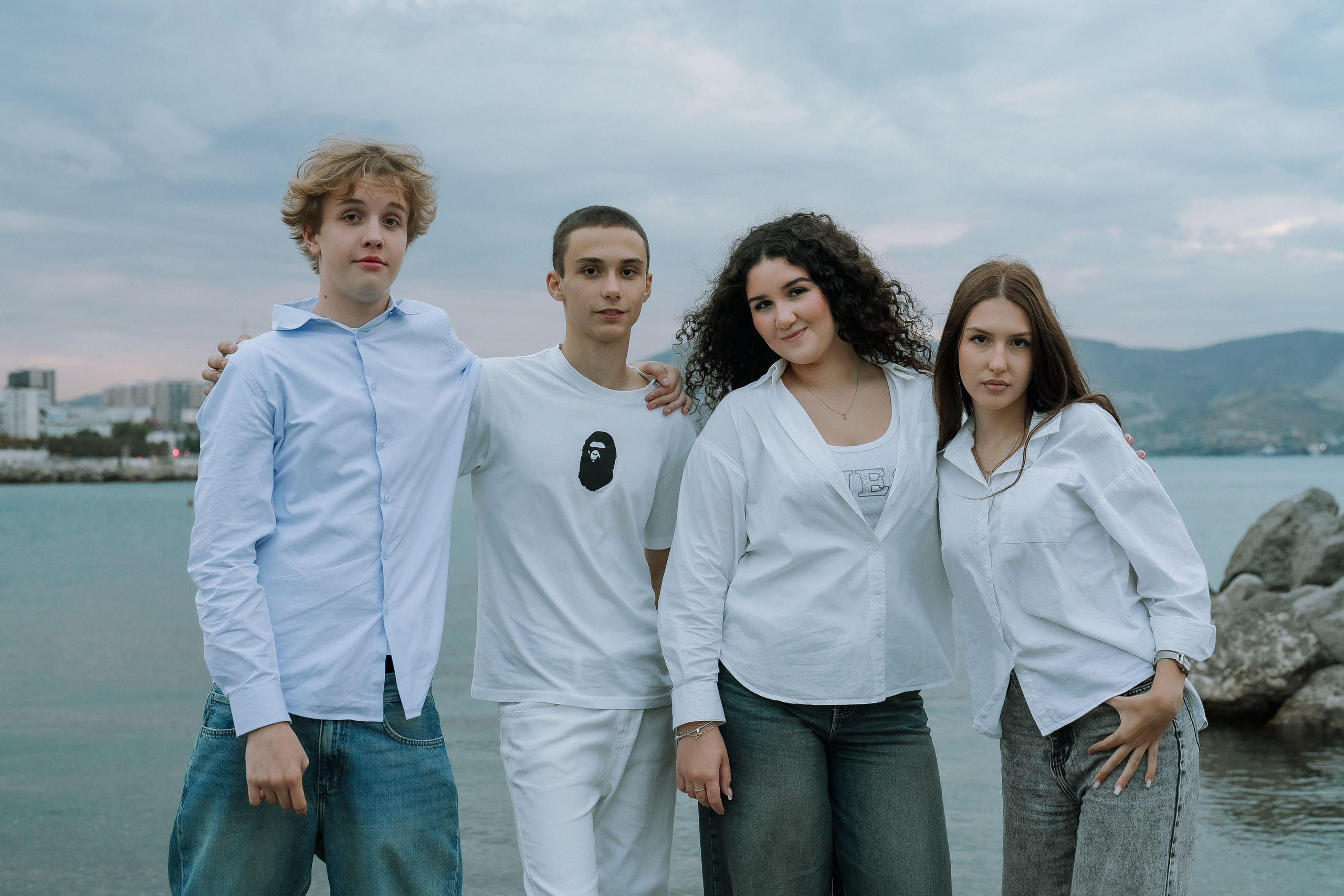 Пляж Кристалл — старшая школа. Выпускные альбомы Натальи Бутко: Новороссийск, Анапа, Геленджик