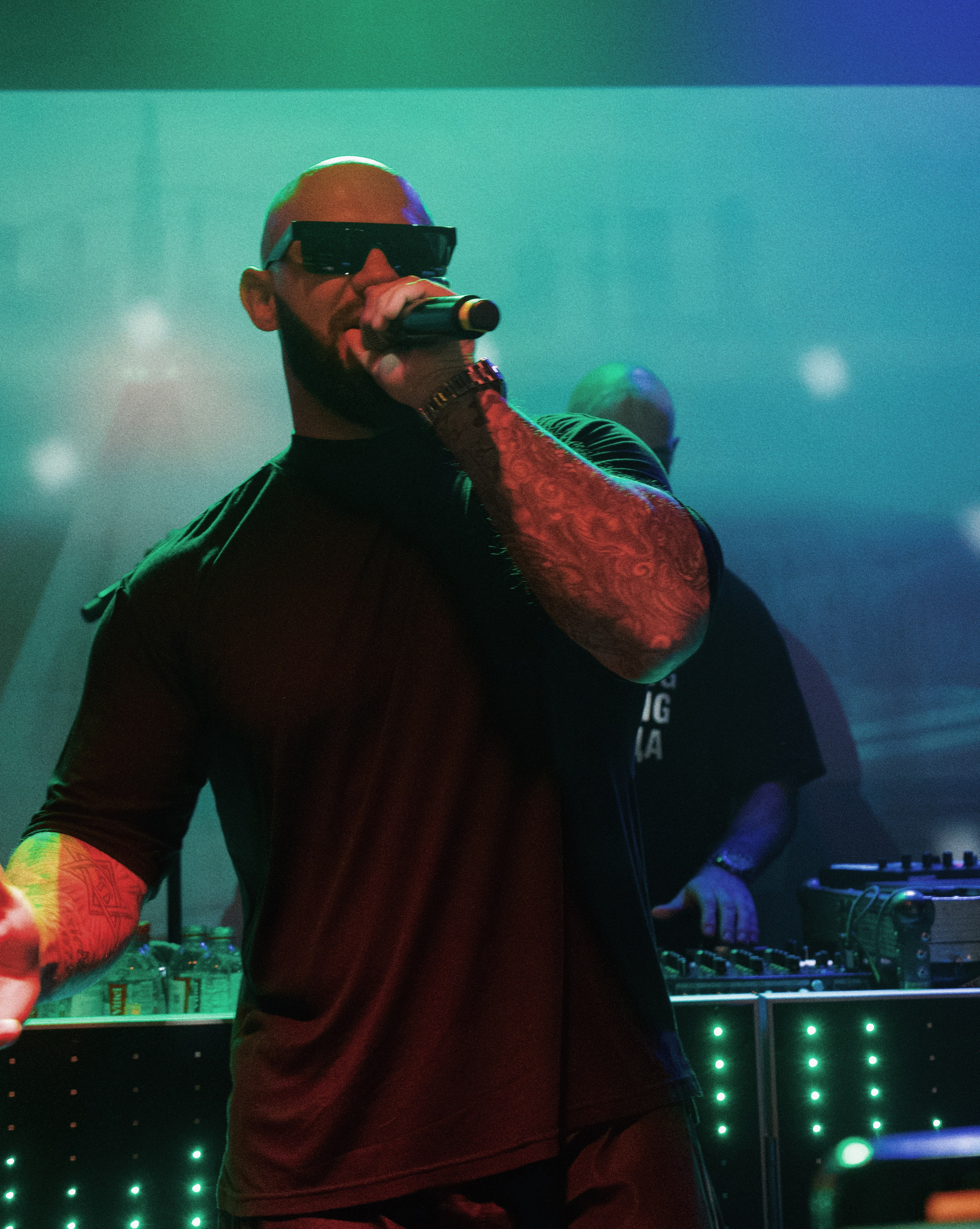 DZHIGAN. NOIZOMAX Художественный фотограф в Дубай