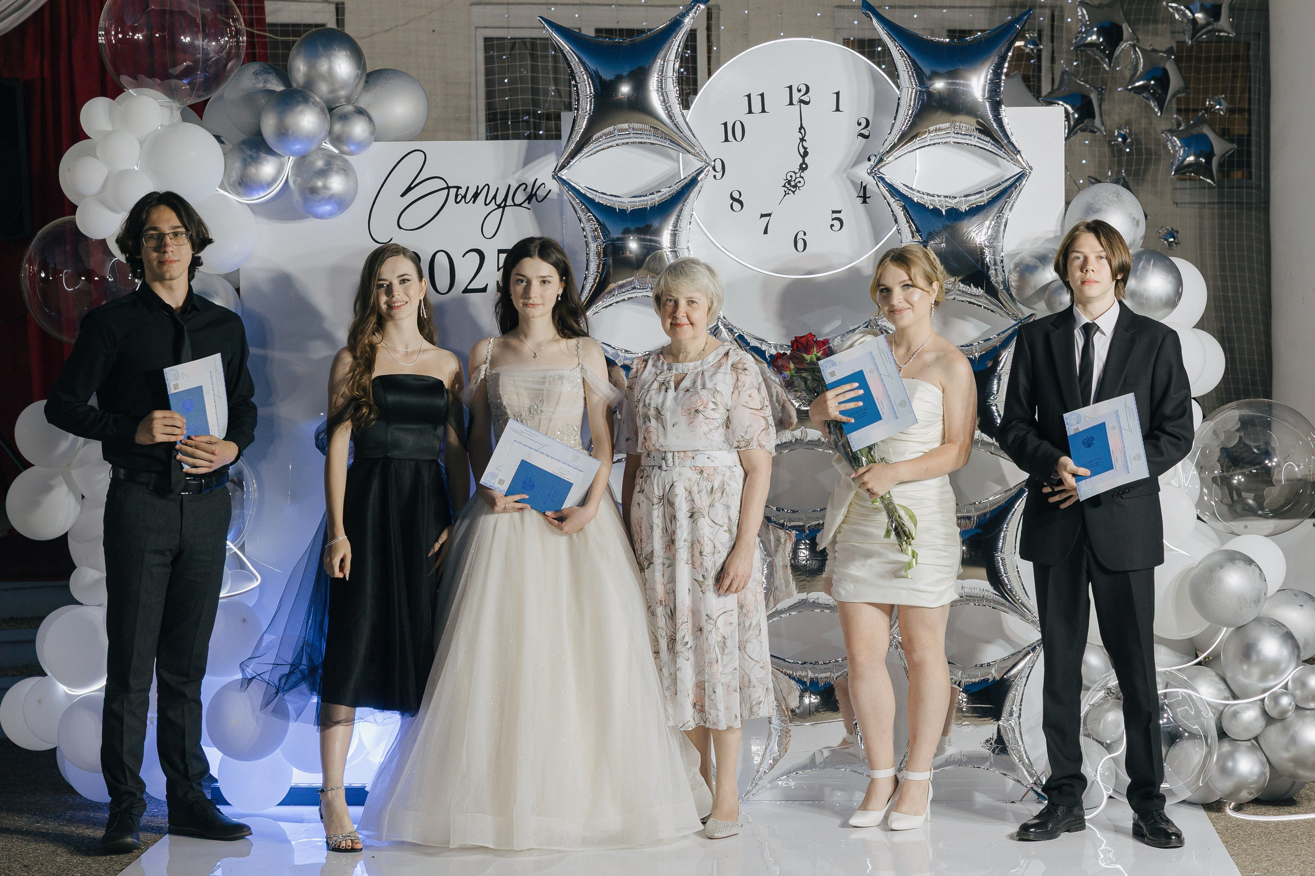 Вручение аттестатов. Свадебный фотограф Роман Еремеев