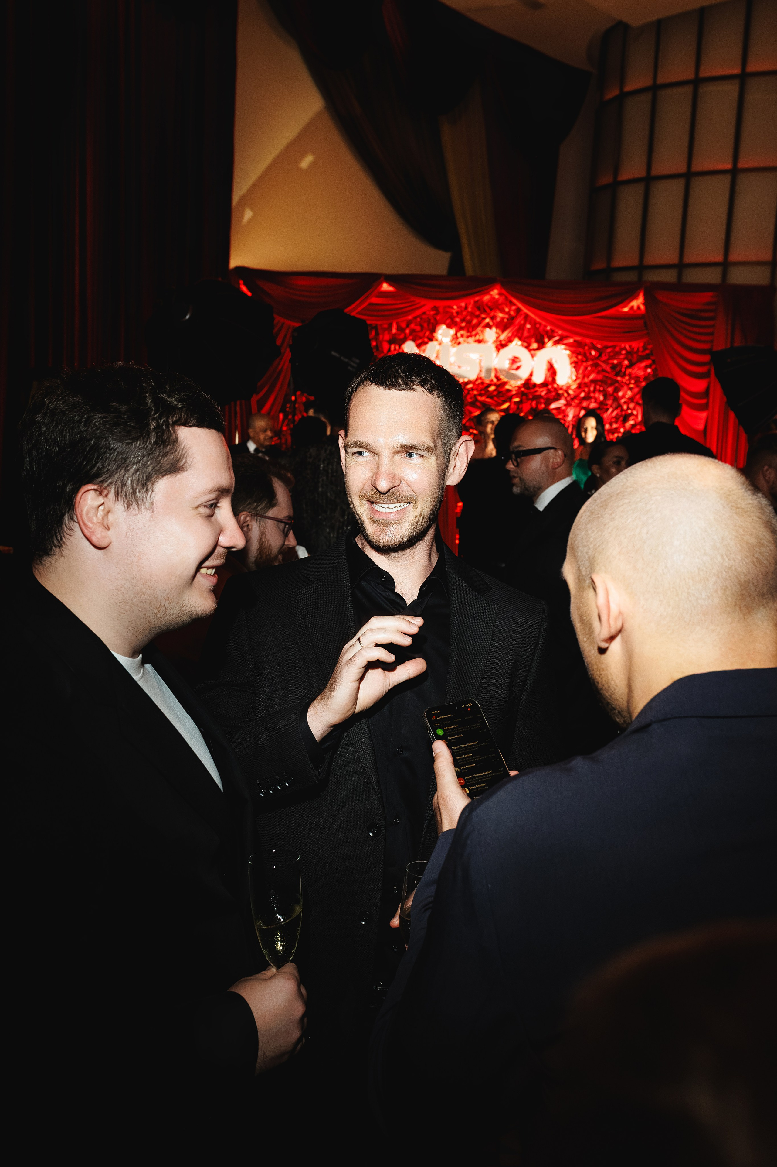 Event Photography Dubai Opera — Vision PRO Birthday at Belcanto Restaurant. Evgen Yatsenko — Photographer in Dubai