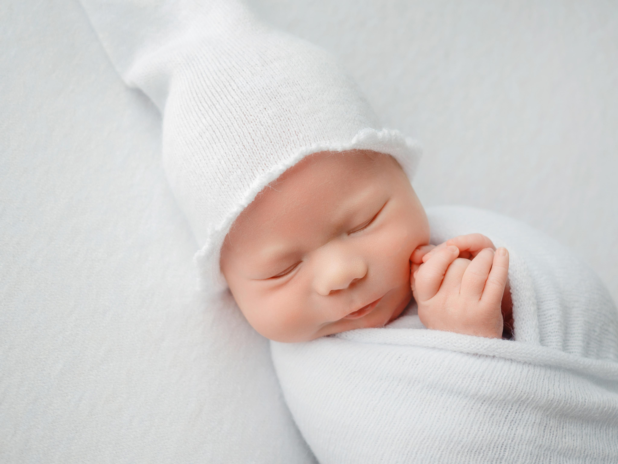 фотосъемка новорожденных первого месяца жизни