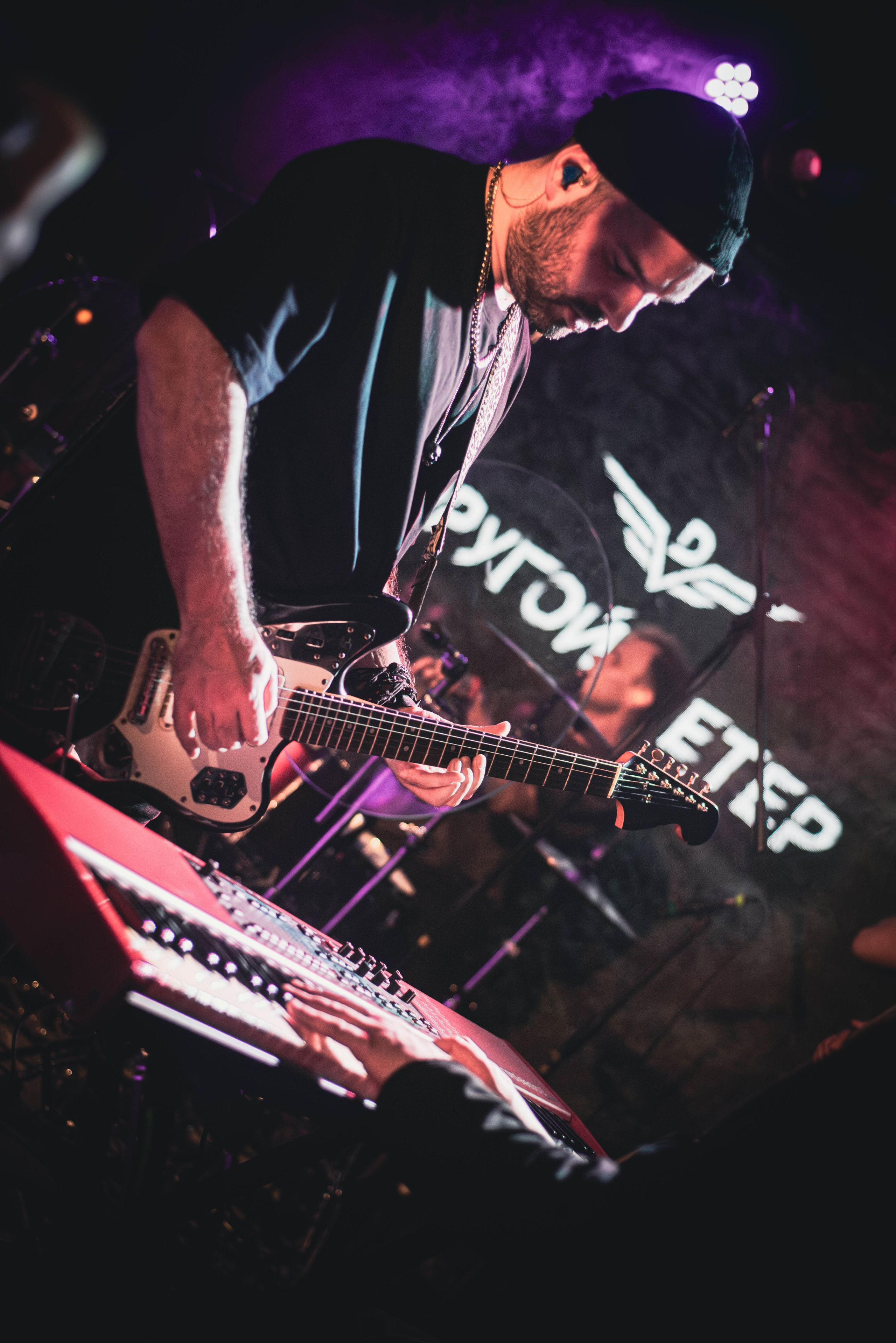 Dругой Ветер (4 ноября 2024 года, Москва, клуб 16 Тонн). Фотограф Светлана Блинова, Москва и Московская область