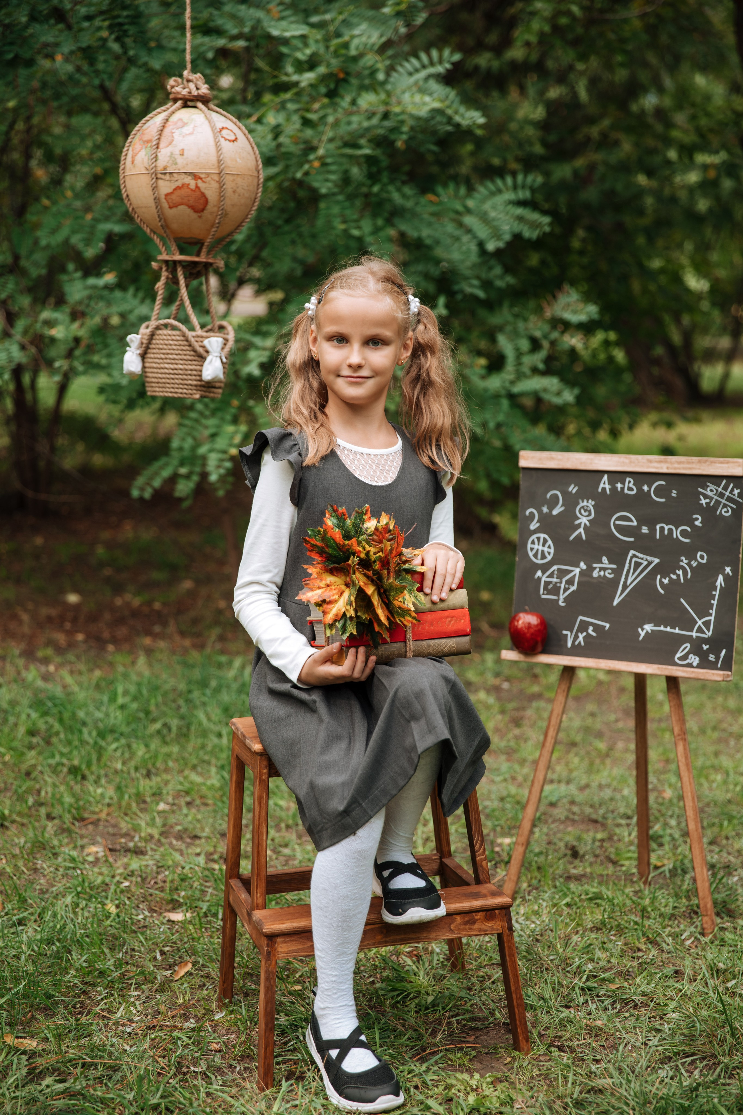 Начальные классы. Выпускные школьные фото­альбомы для школ и детских садов в Волгограде и Волжском