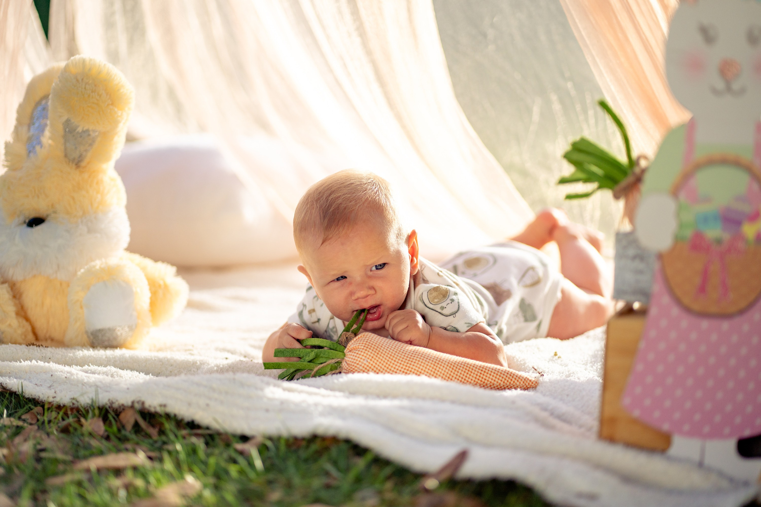 HAPPY EASTER. Family Photographer Ksenia Kos