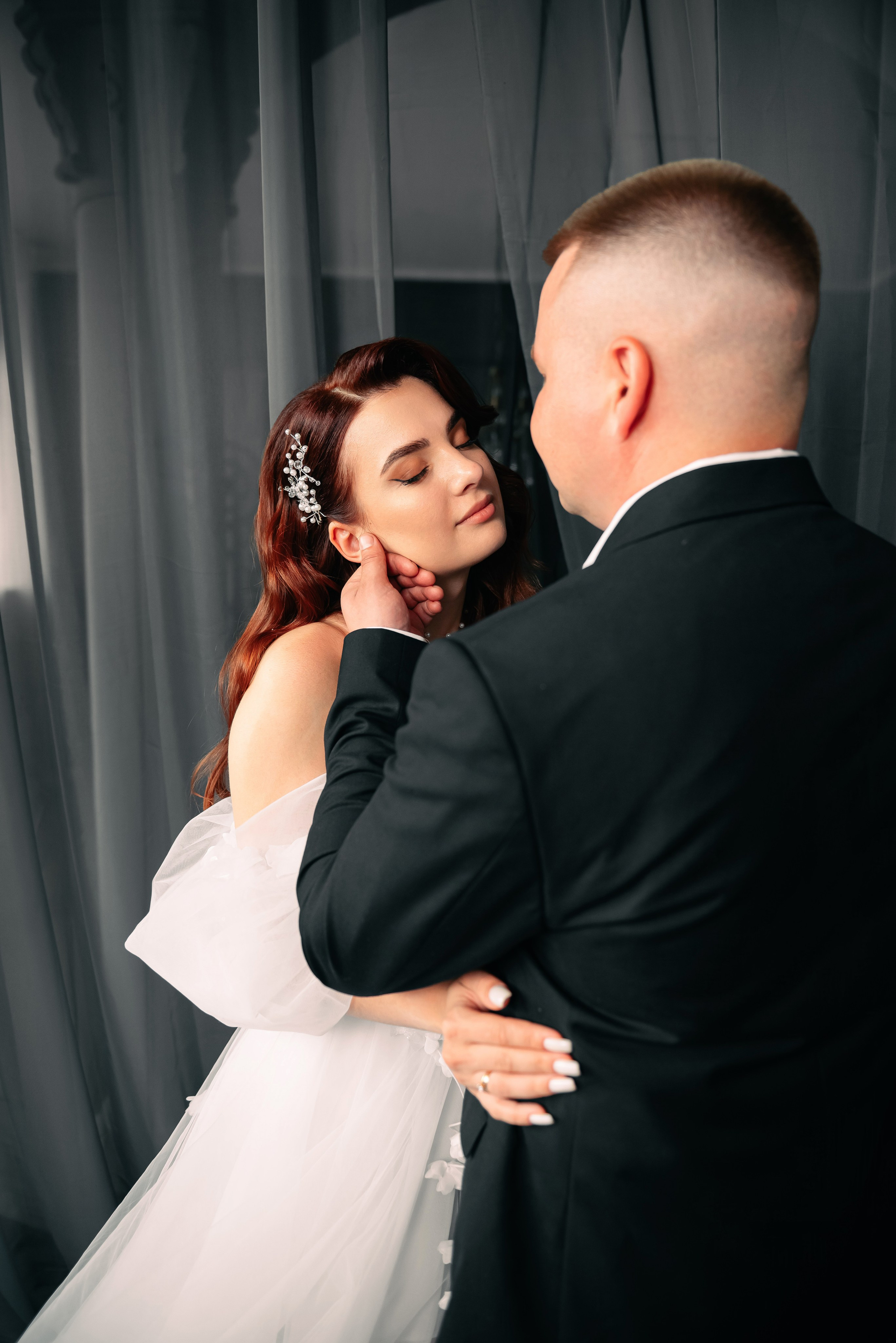 Свадебная фотосессия в фотостудии MAGIC