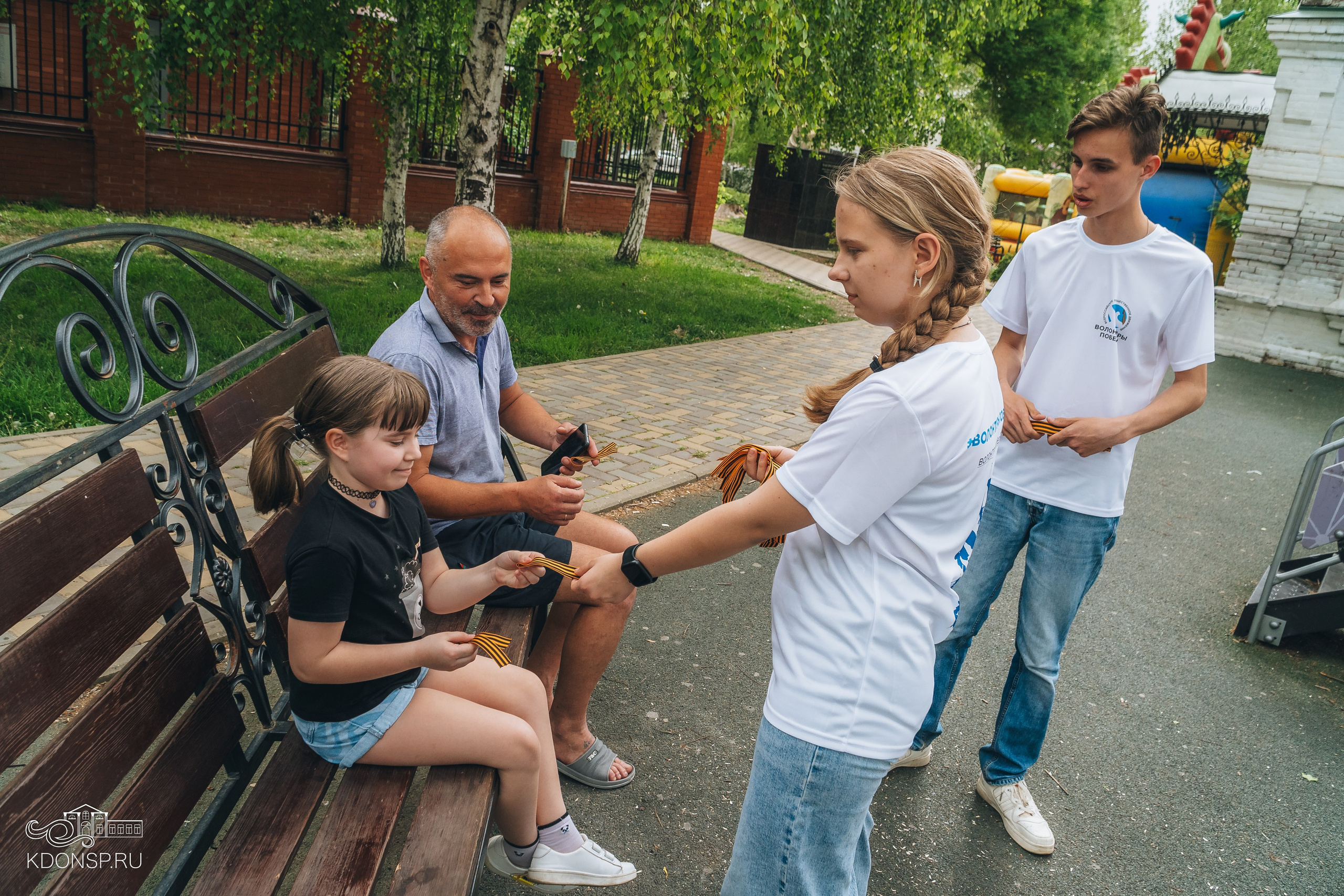 «Георгиевская ленточка — символ Победы». Новотитаровский Дом культуры