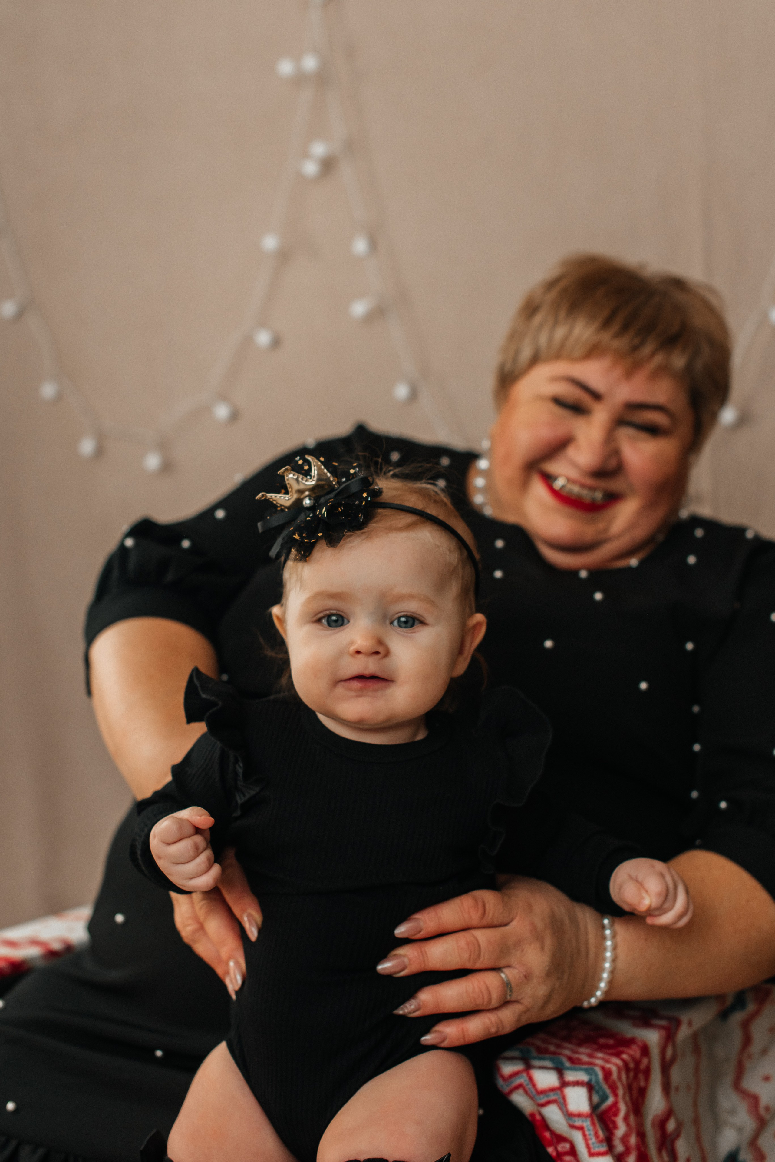 Виктория в студии. Детский и семейный фотограф выпускной альбом Приморско-Ахтарск