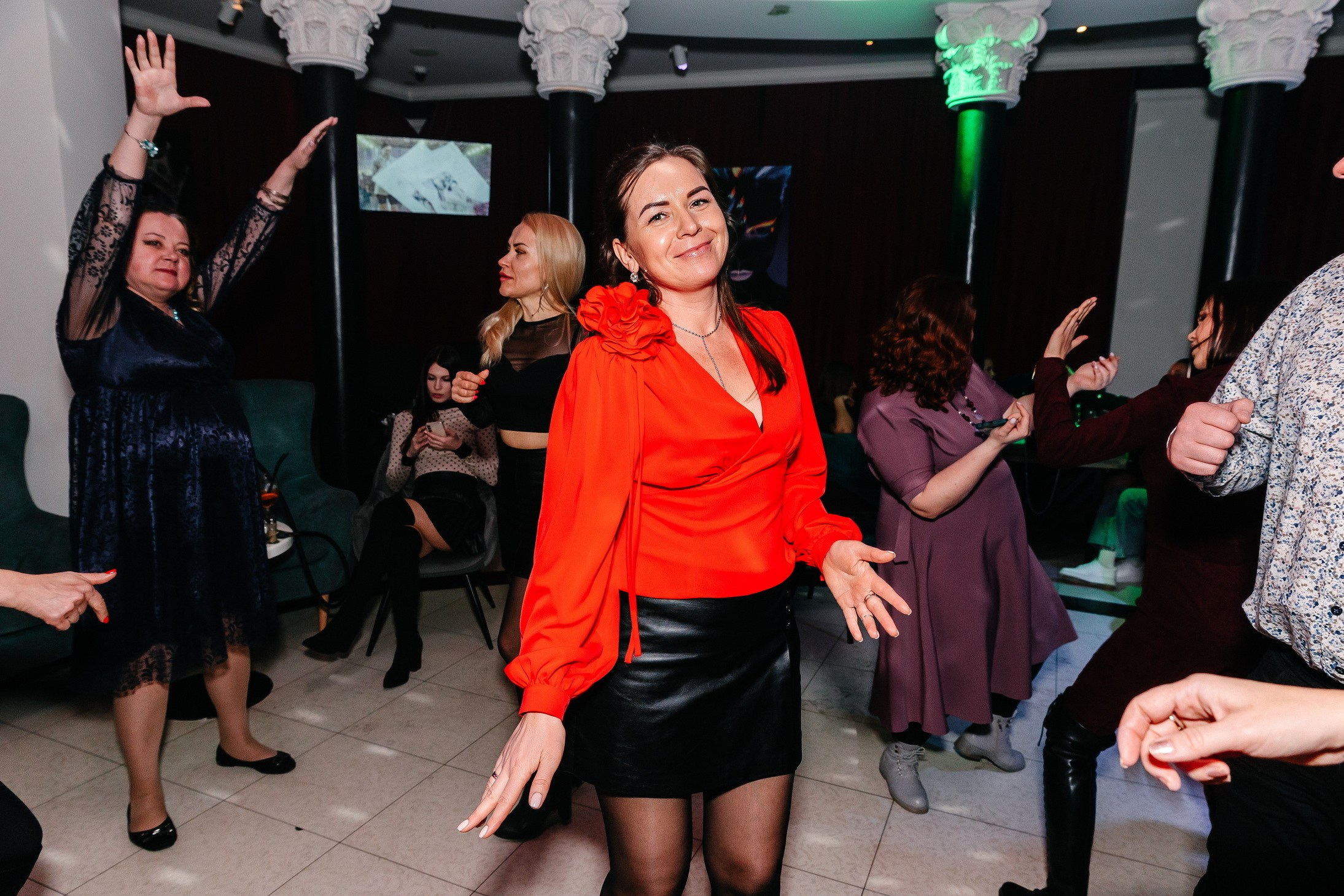 8 марта в лаунж-баре Major 2024. Свадебный, семейный и детский фотограф в Калининграде Елена Кравцова