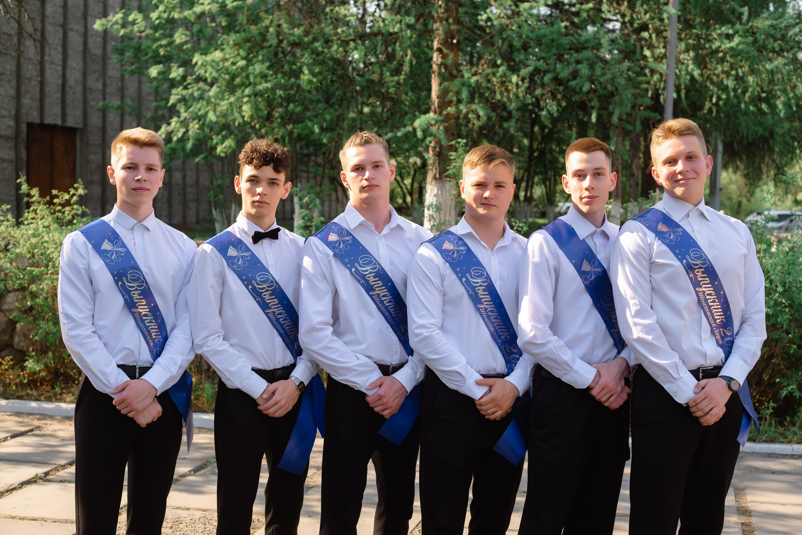 Выпускной 9-11классы. Выпускные книги Анапа Новороссийск Краснодар