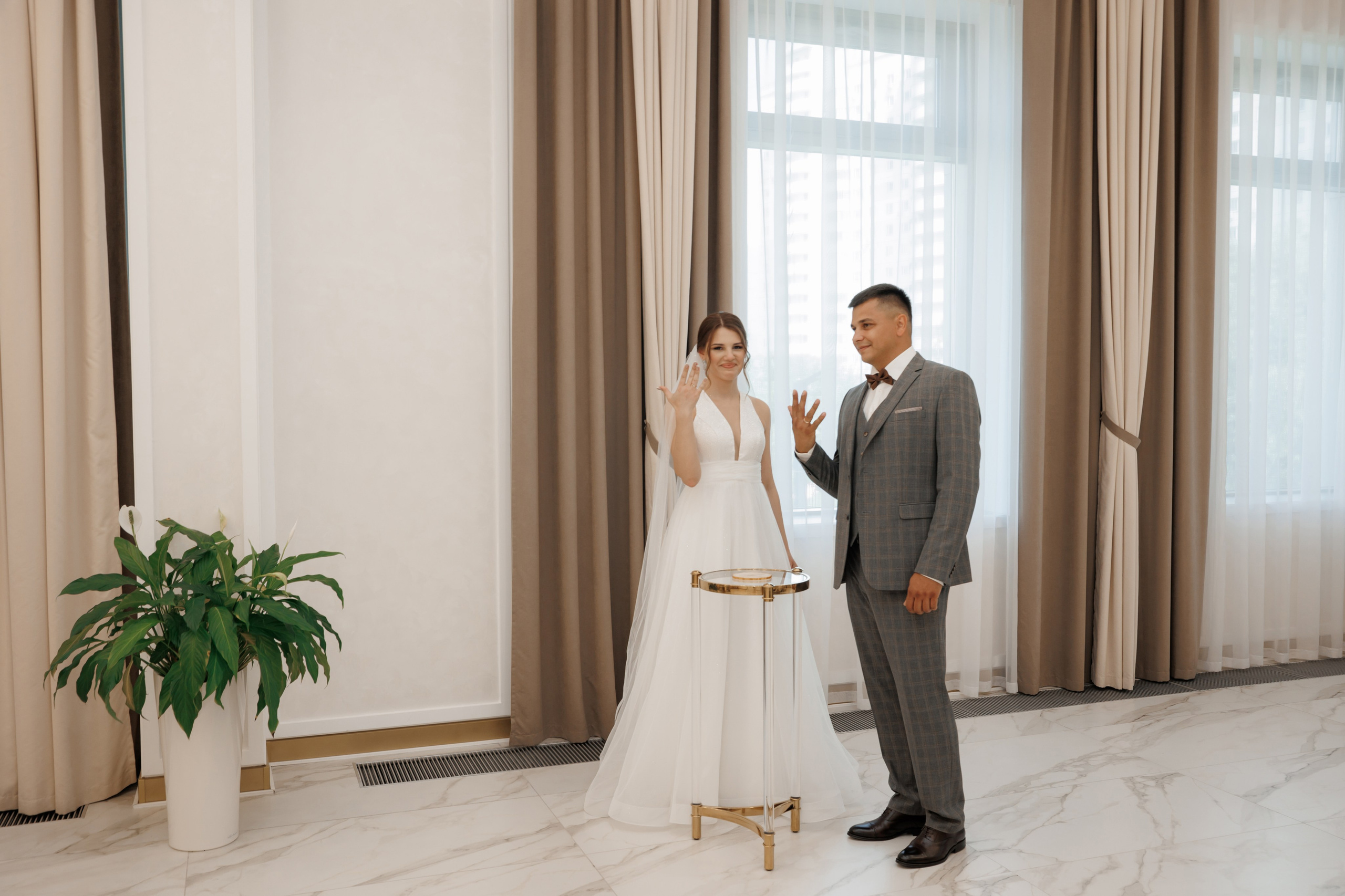 ЗАГС Бутово и Остафьево. Свадебный и репортажный фотограф (Москва, Королев и другие)