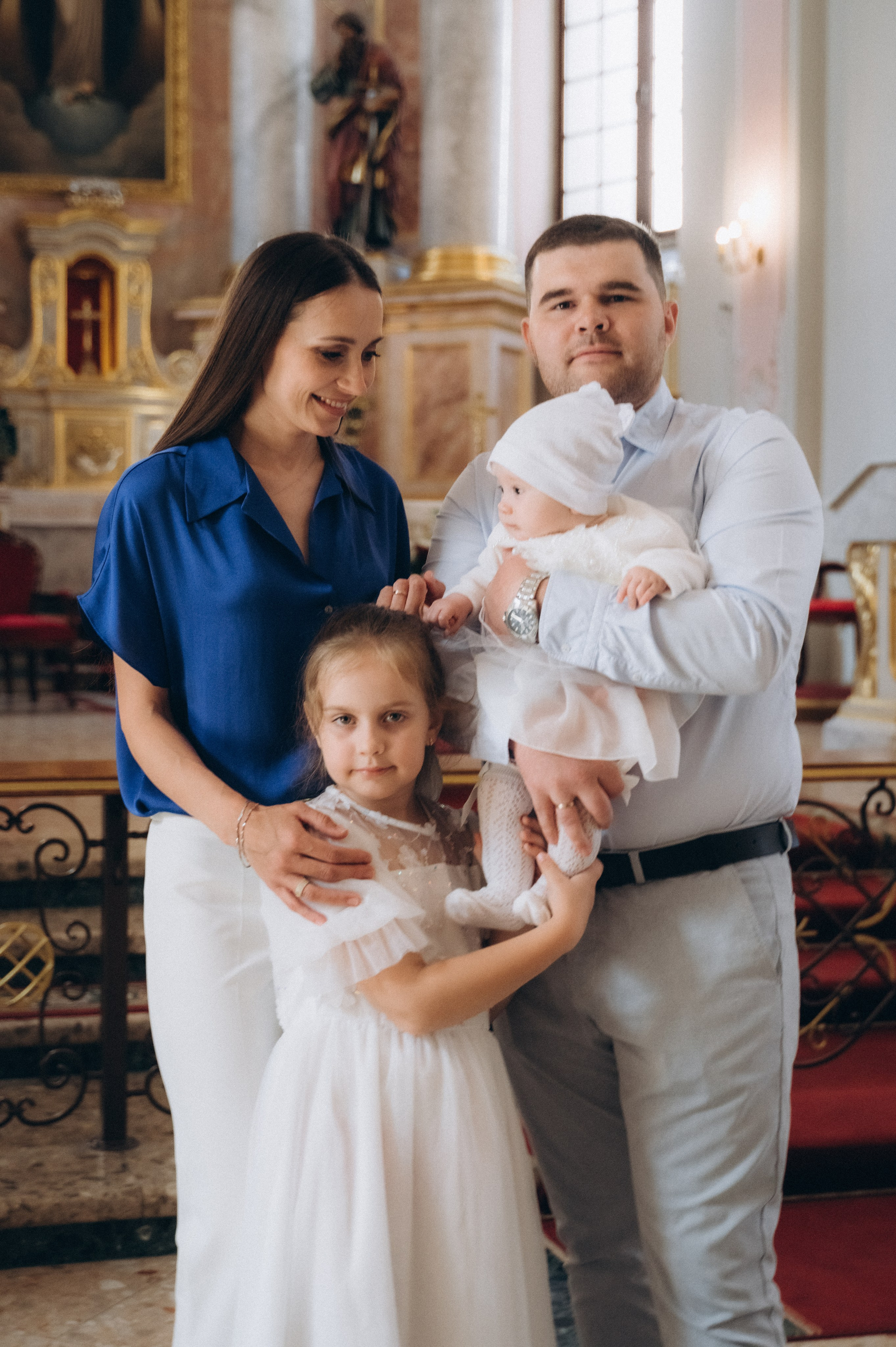 Крещение Василисы Архикафедральный костел Имени Пресвятой Девы Марии. Семейный фотограф в Минске Дарья Дреко