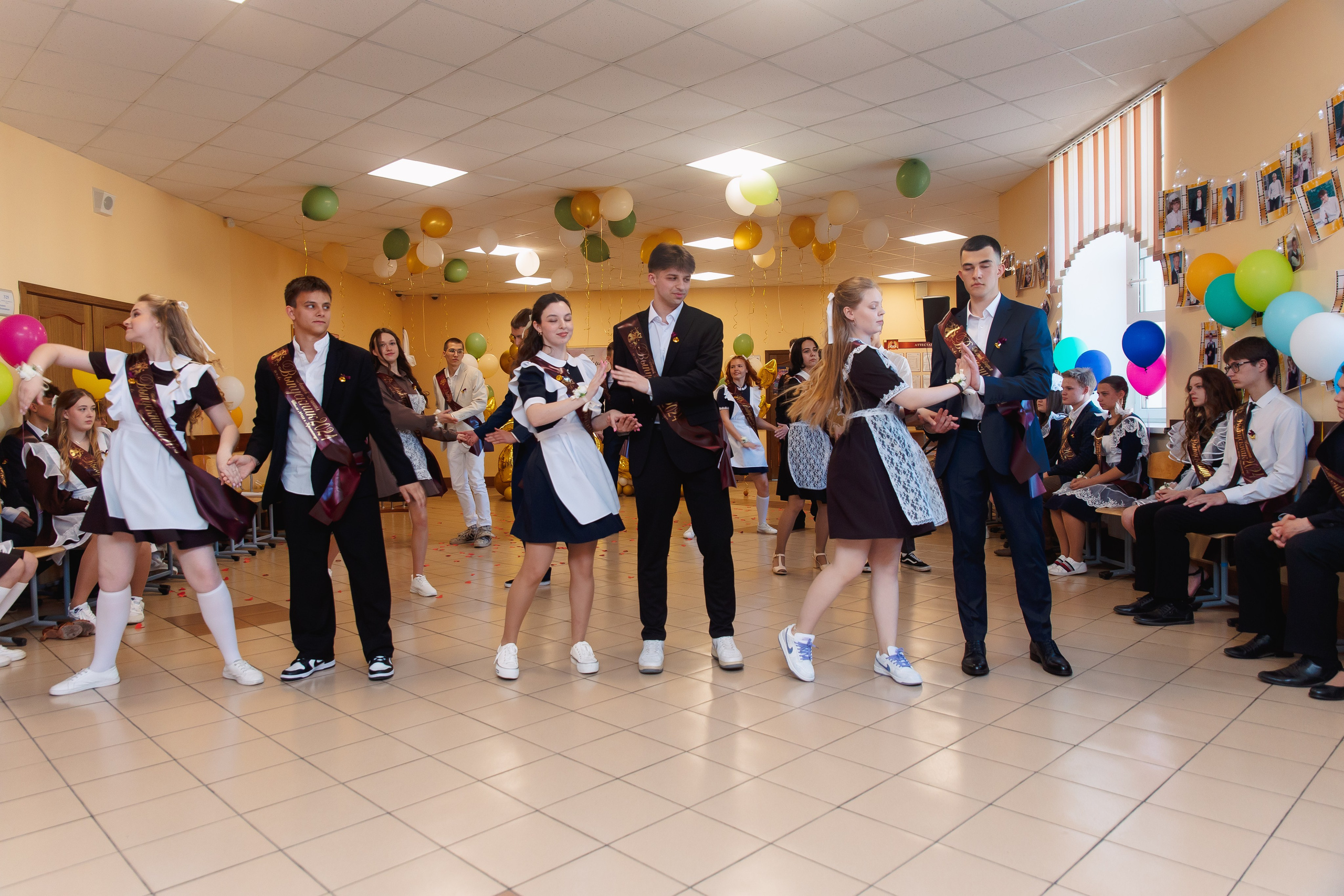 Последний звонок. Фотограф в Кронштадте и Санкт-Петербурге Анастасия Коваленко