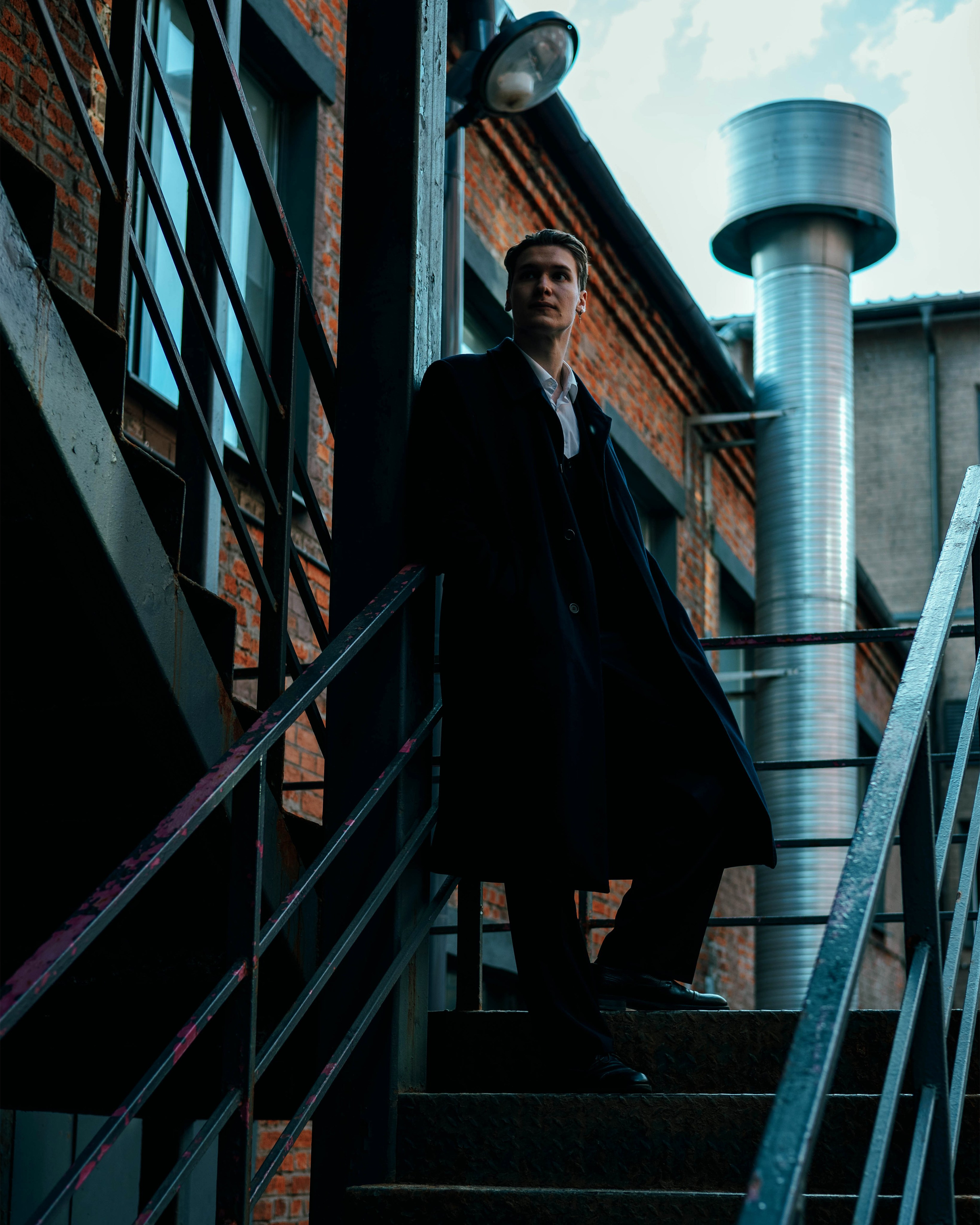 Богдан — Черный человек. Индивидуальный фотограф в Москве