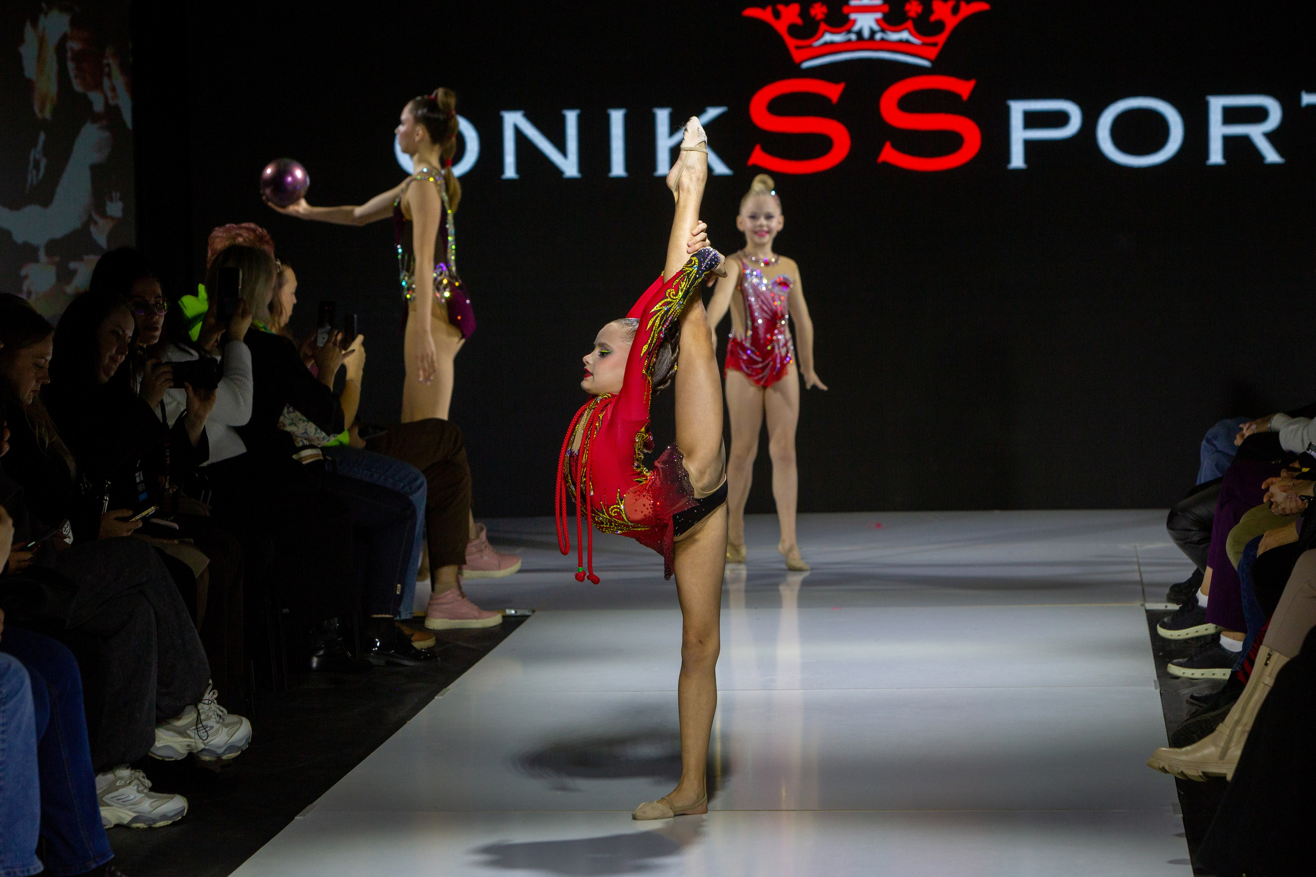 Неделя моды Екб. Фотограф для маркетплейсов Михаил Бове