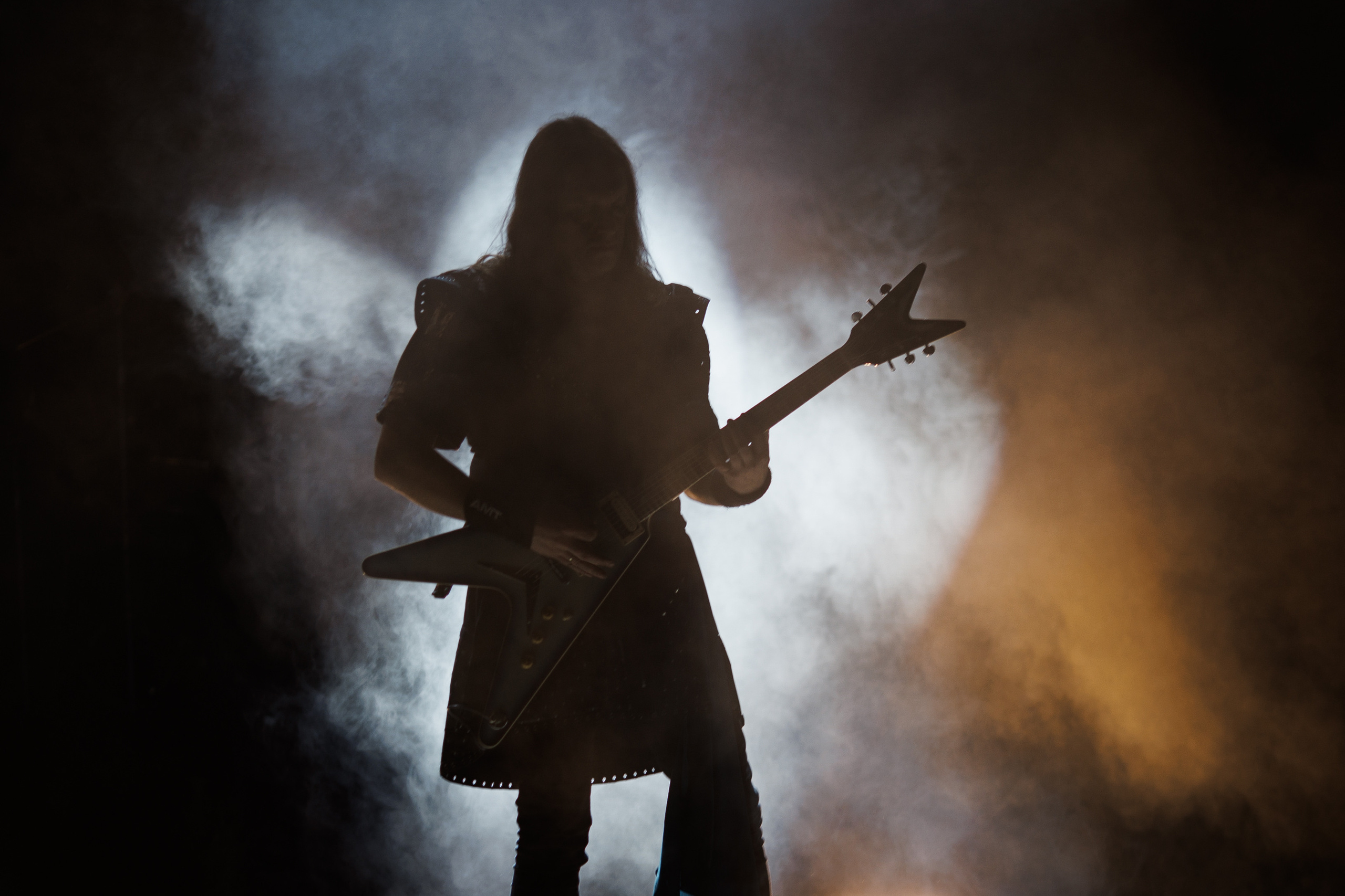 Рок-концерт группы Эпидемия. Фотограф Олег Сотник