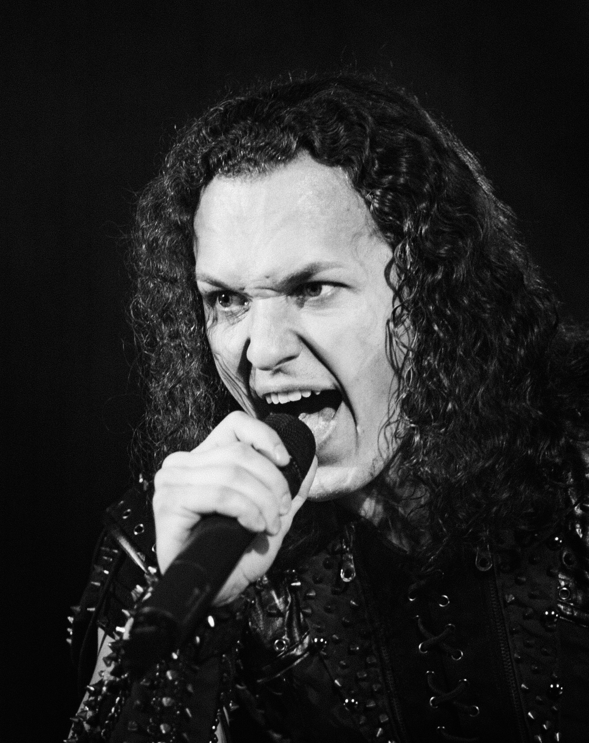 Рок-концерт группы Эпидемия. Фотограф Олег Сотник