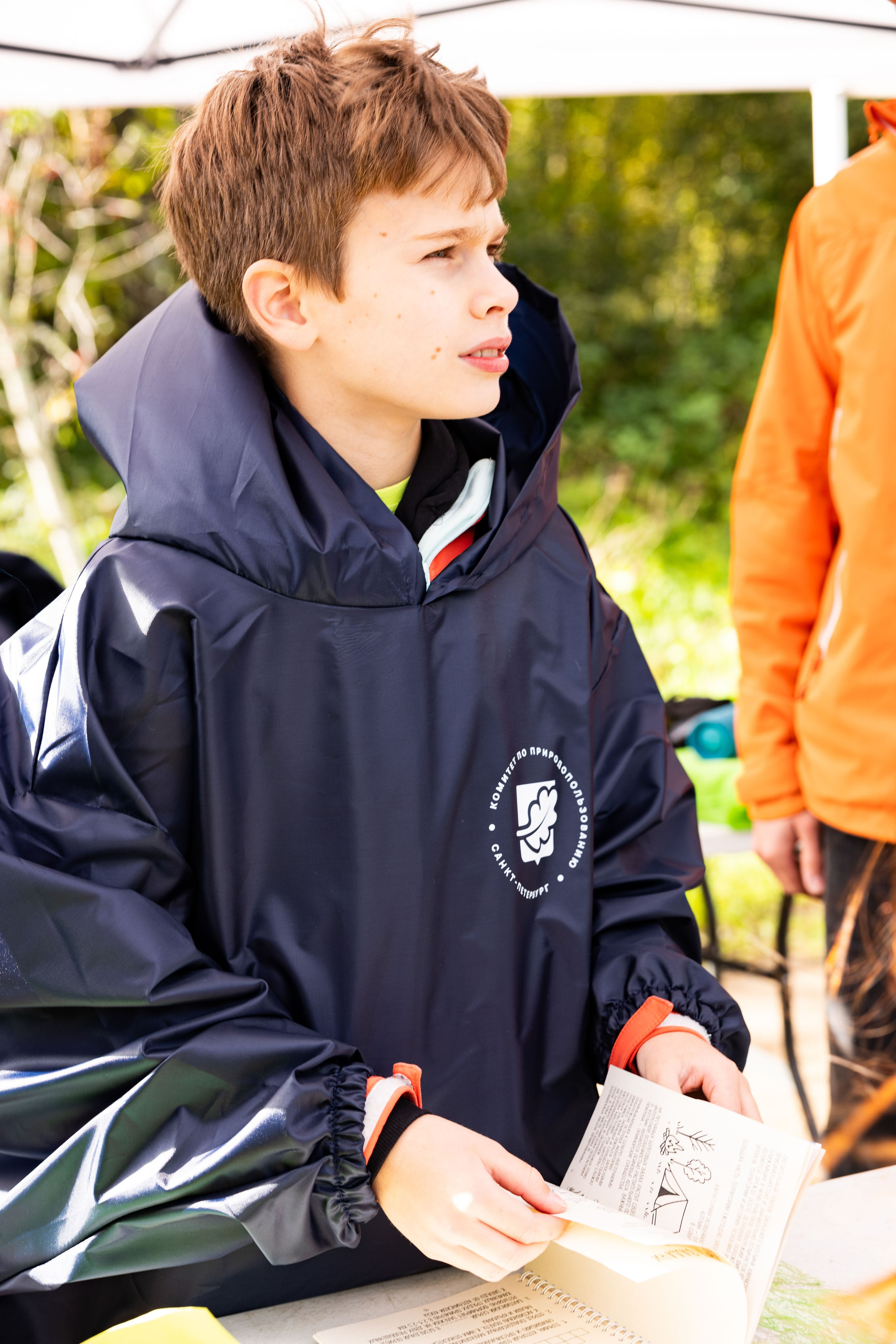 Зеленый пластик. Западный Котлин. Фотограф/видеограф в Санкт-Петербурге Динара Гольдина