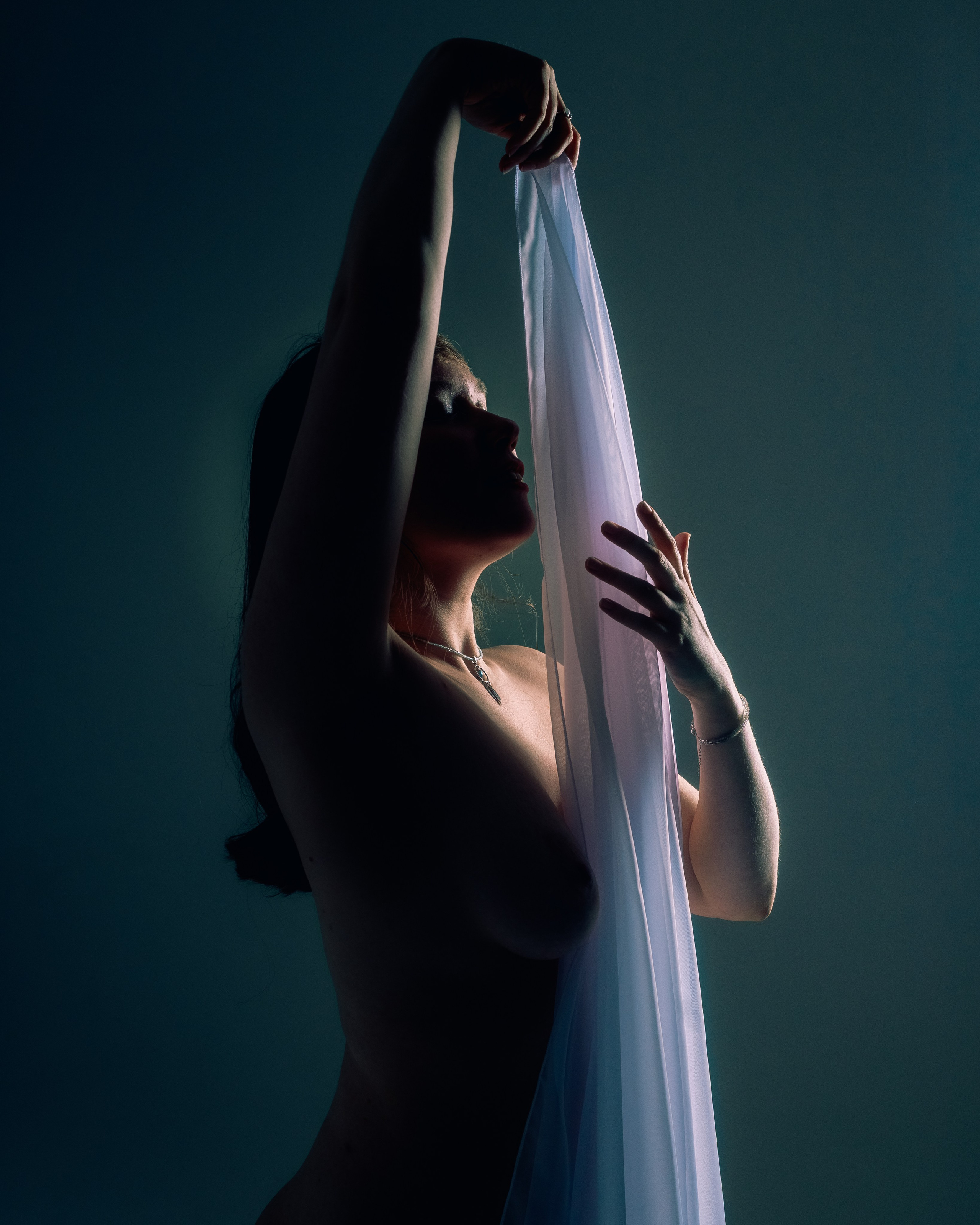 Женская архетипная съемка в студии. Фотоведьма Дарья Нечинская