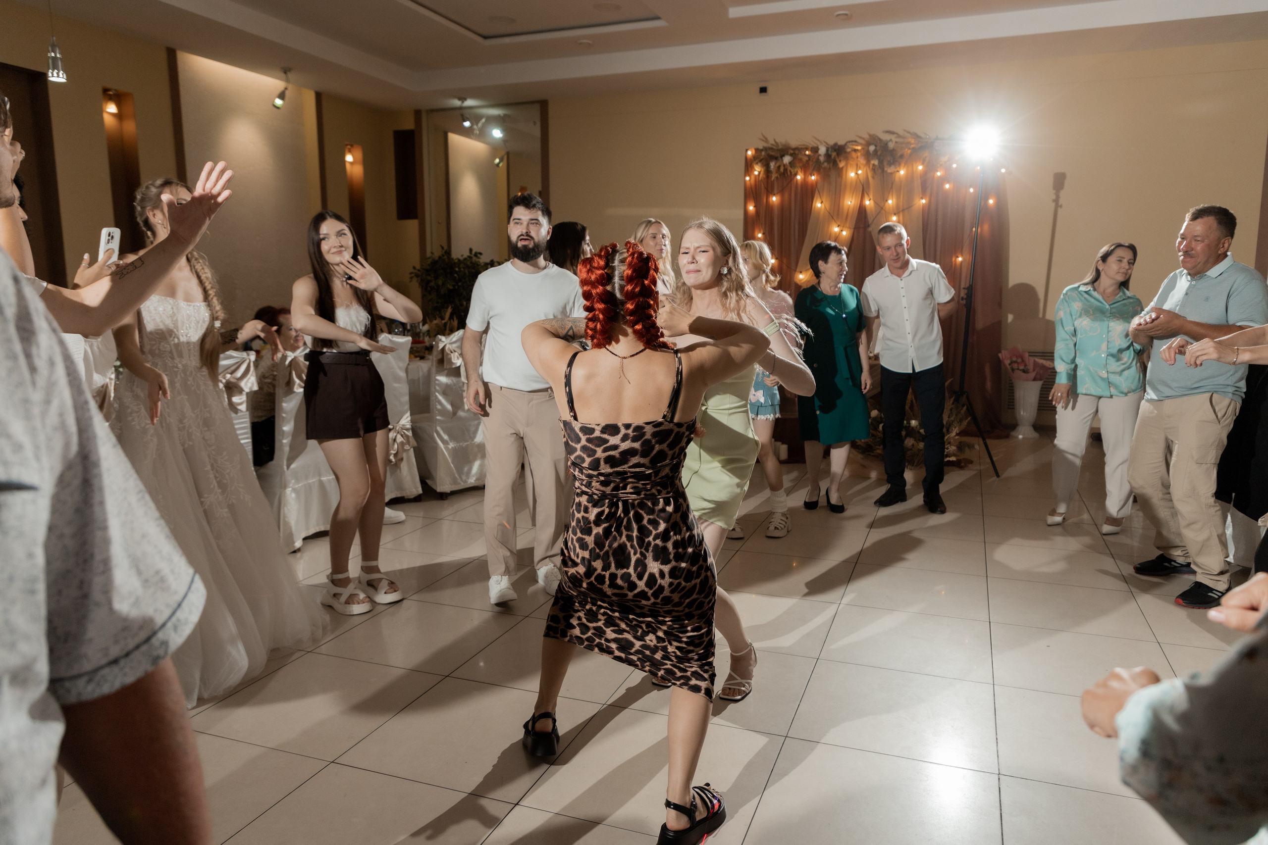 Роман и Александра (банкет). Свадебный фотограф Ангелина Сунгатулина | Саратов | Балаково | Вольск