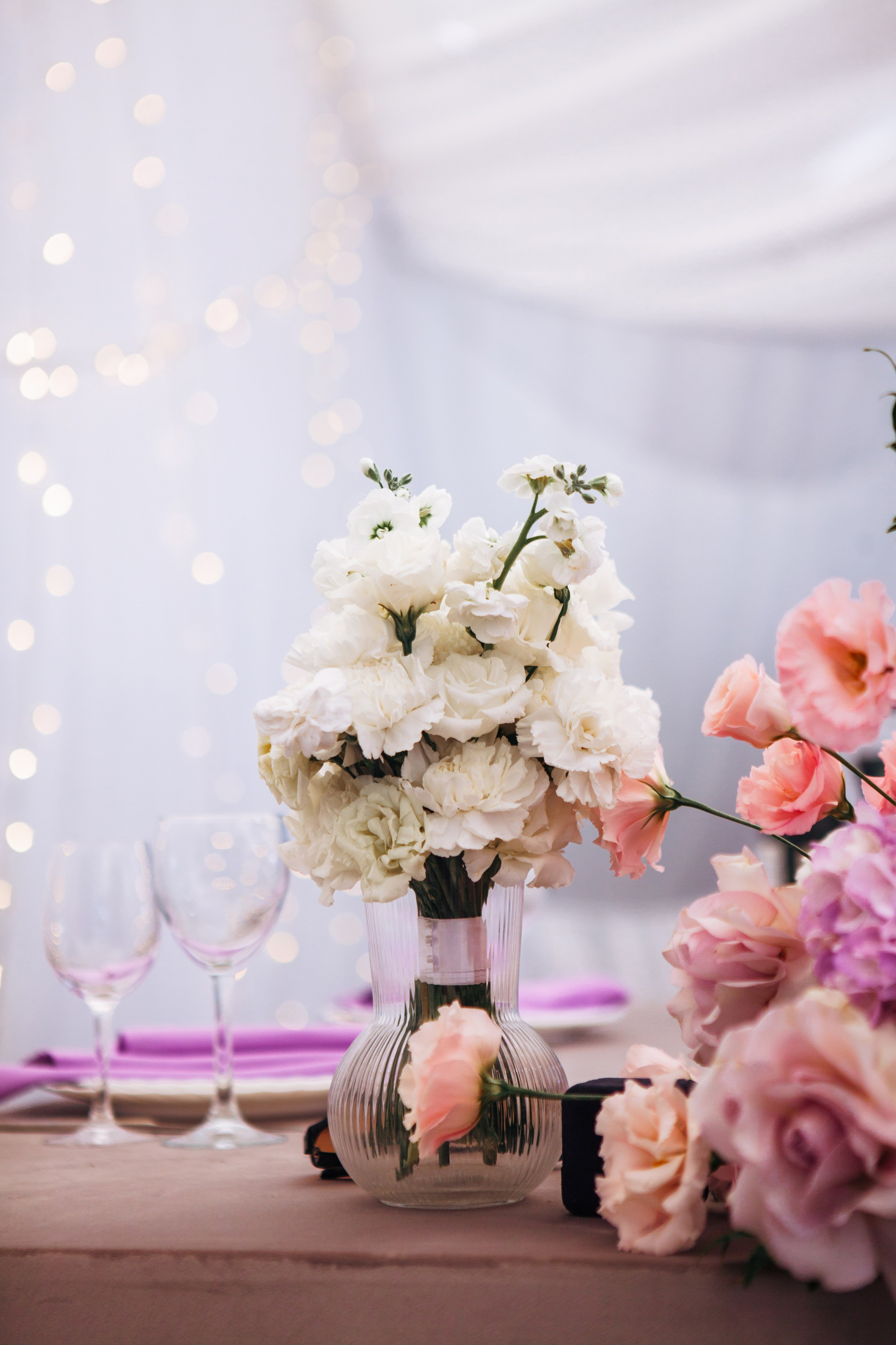 Свадебная фотосессия в отеле hartwell hotel и на патриарших прудах. Фотограф Ольга Ефремова