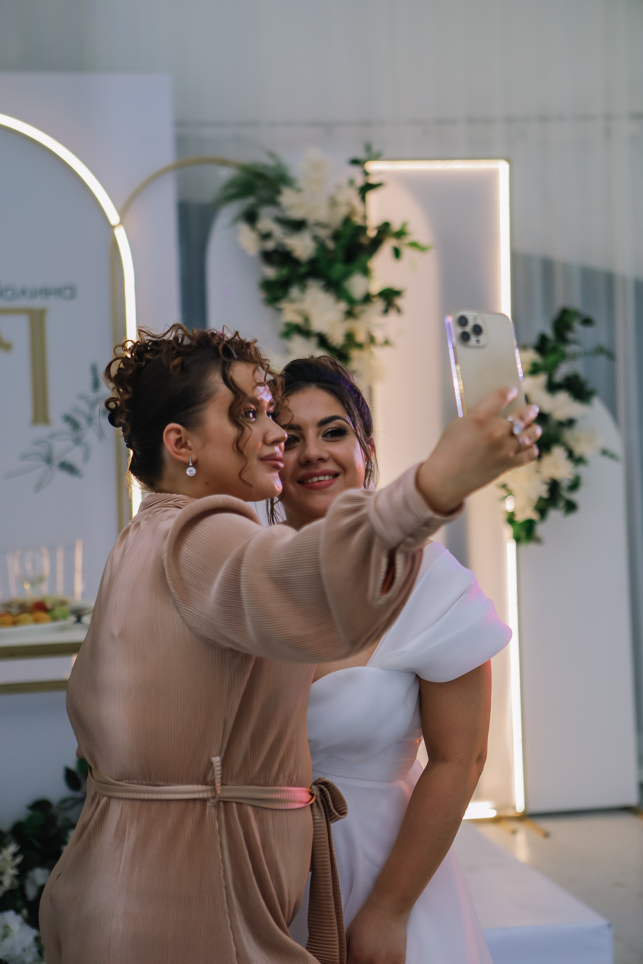 Свадебные съемки. Репортажный фотограф в Омске Ларионова Елена